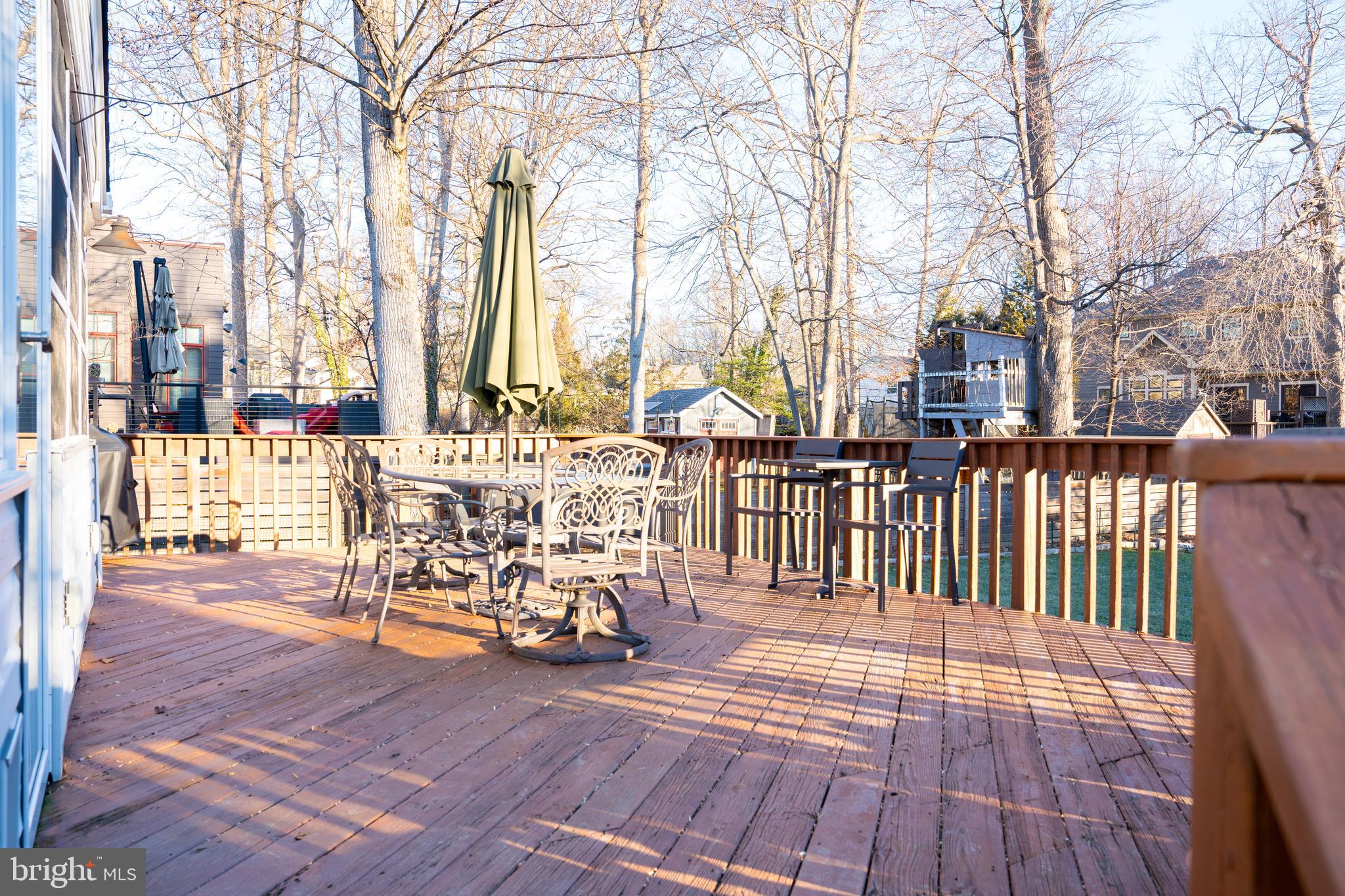 907 Timber Ln SW