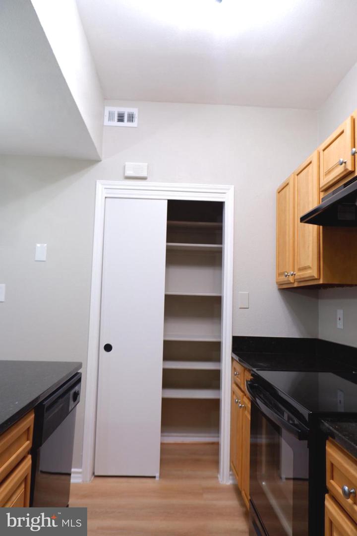 3921 Penderview Dr #1808