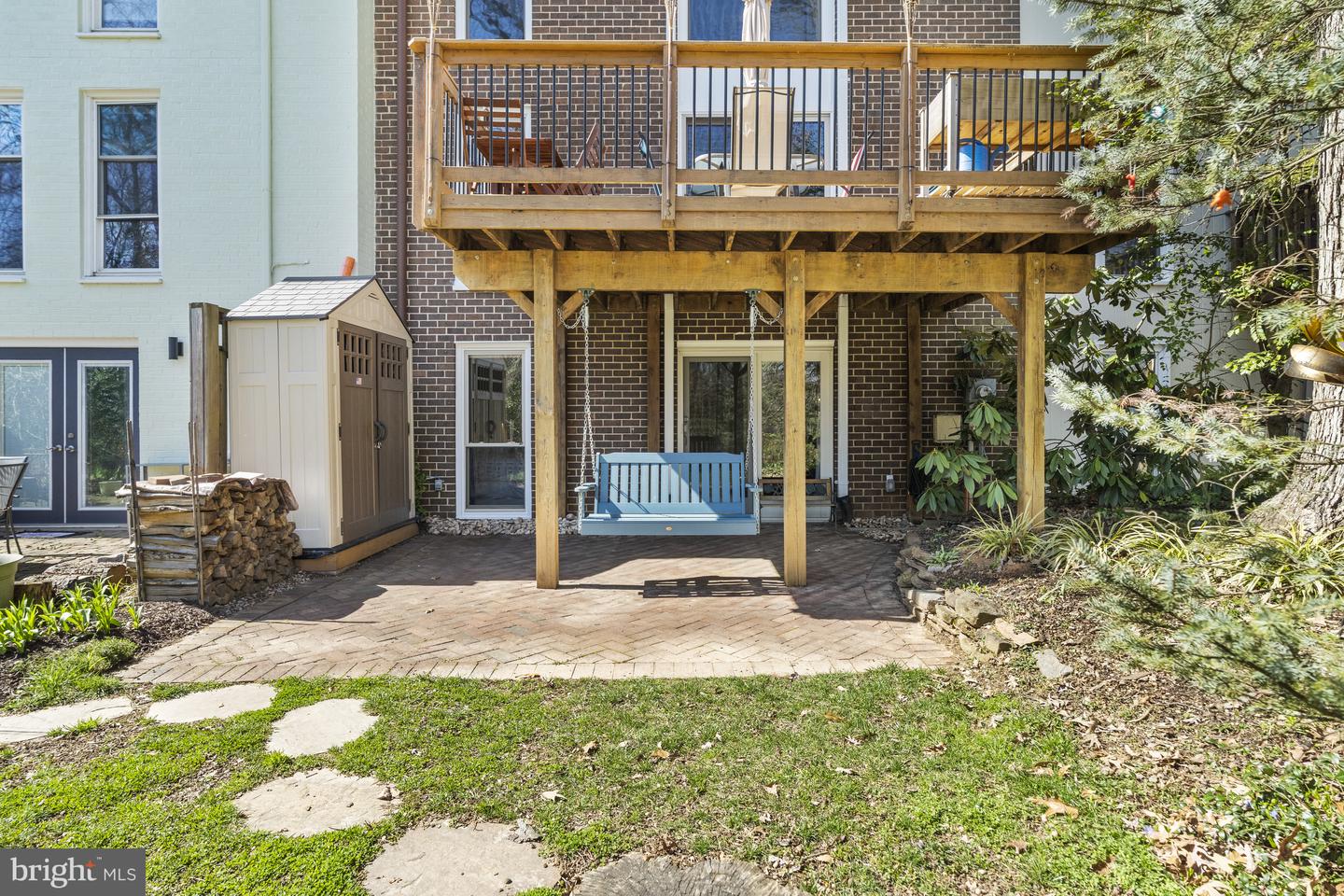 1642 Wainwright Dr
