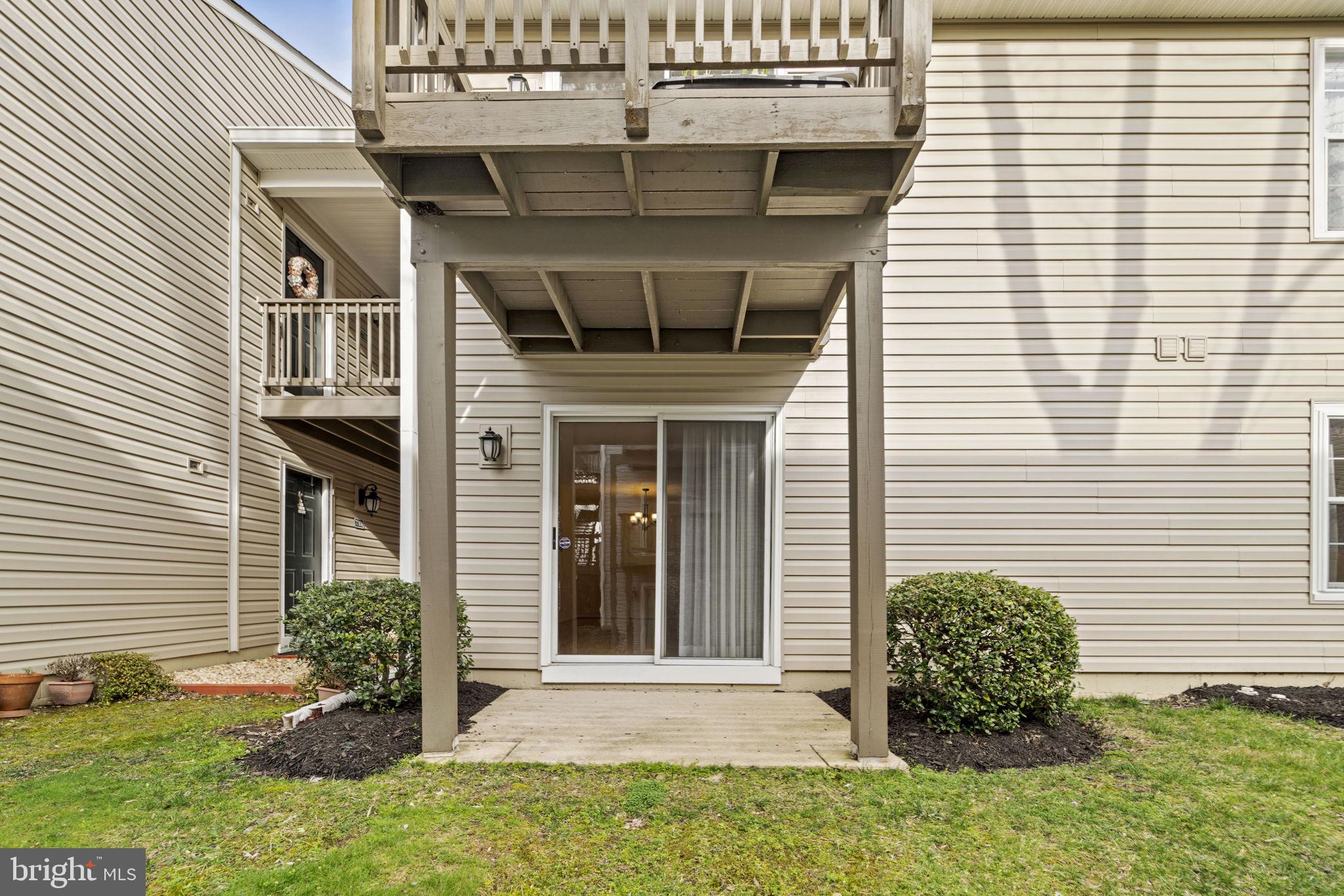 7712-A Lexton Pl #89