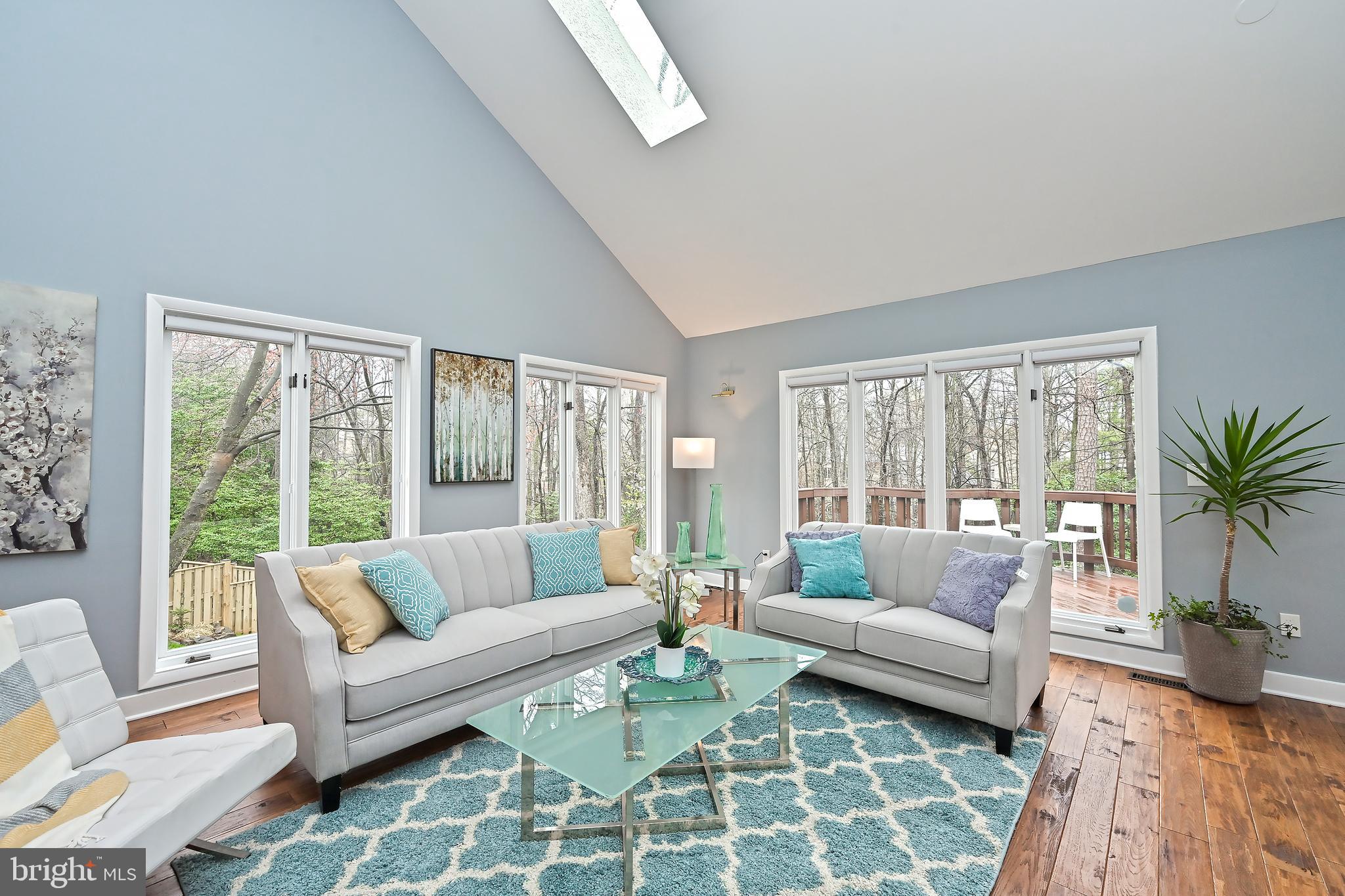 1581 Brass Lantern Way