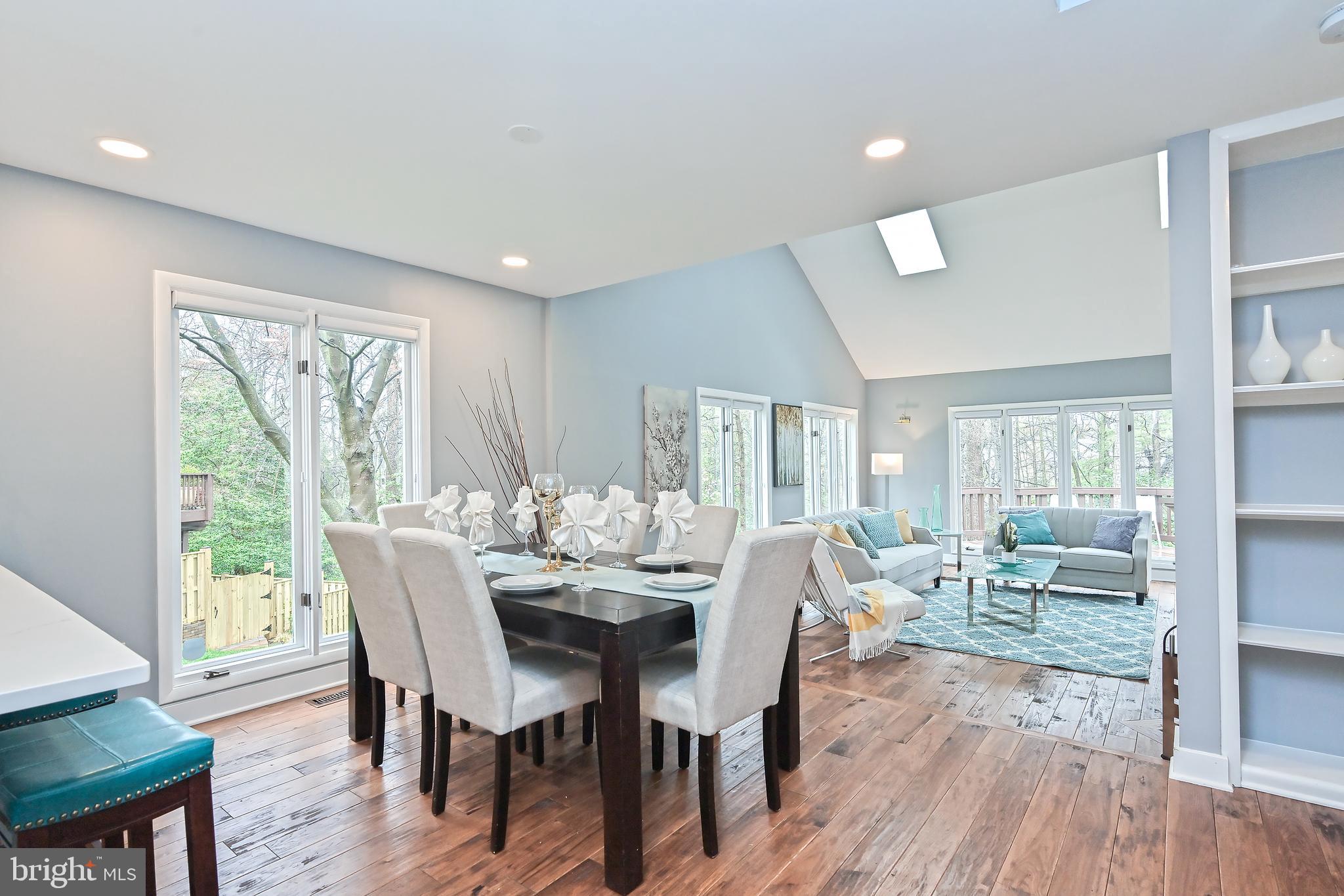 1581 Brass Lantern Way