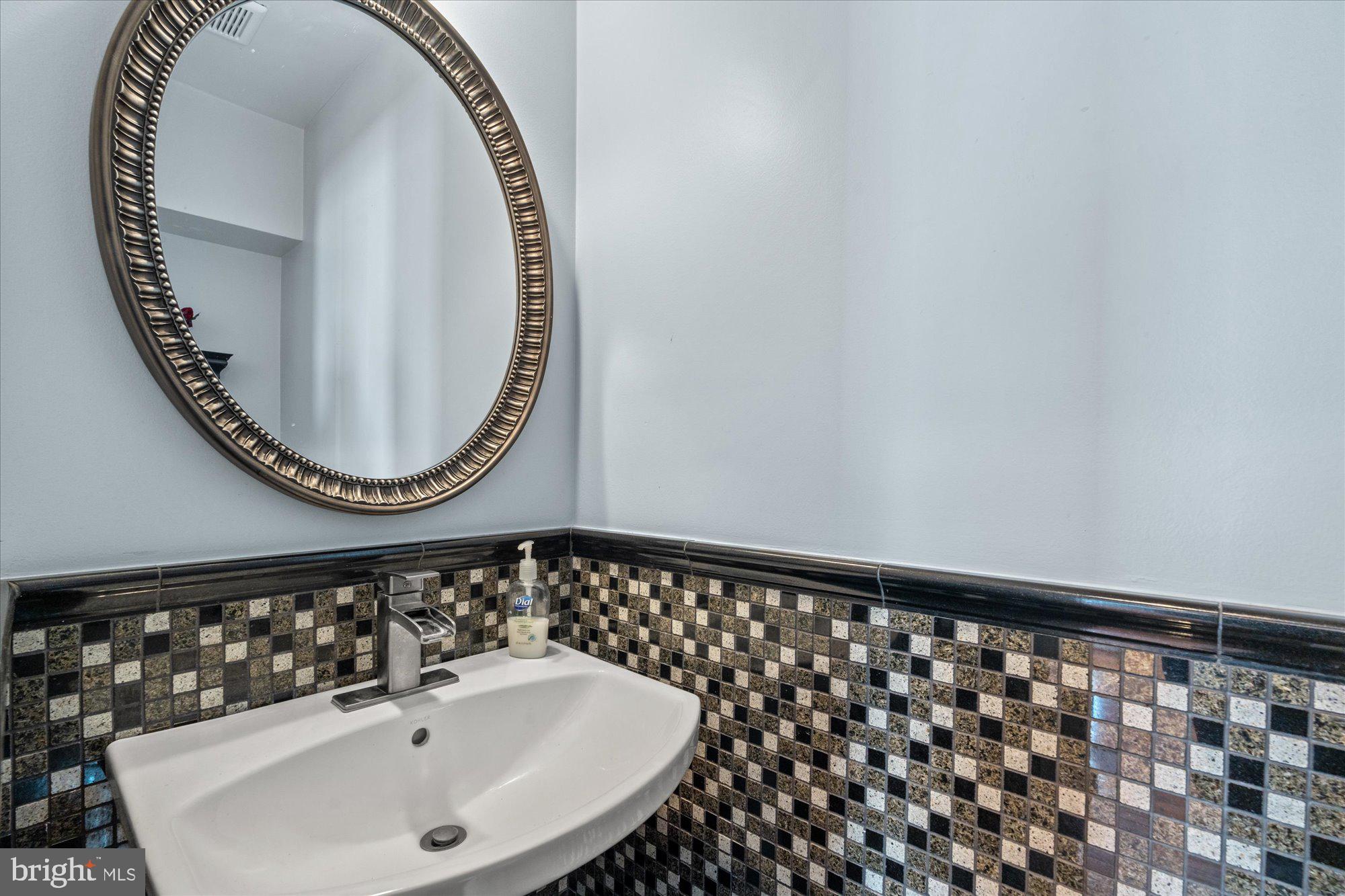 10408 Heritage Landing Rd