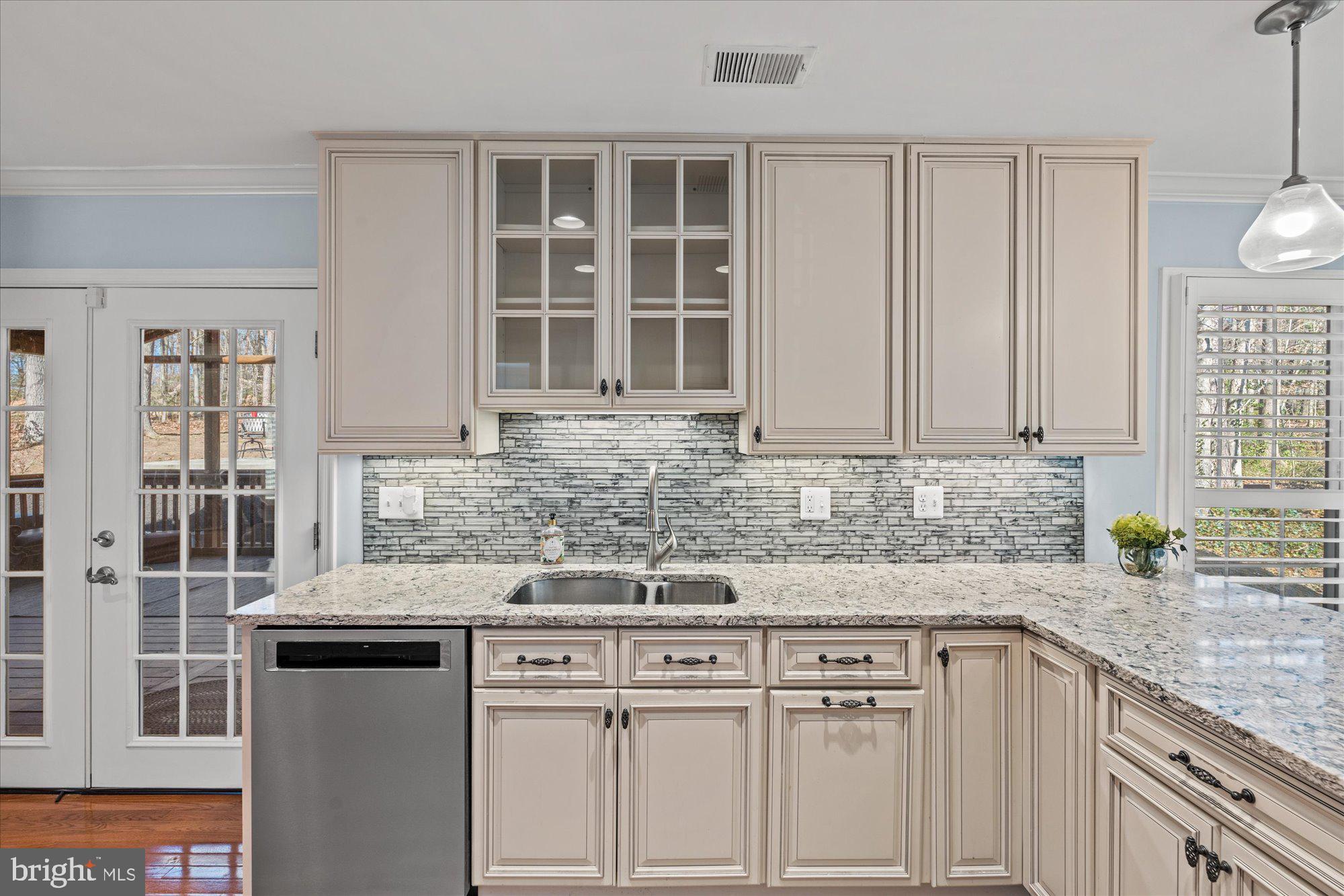 10408 Heritage Landing Rd