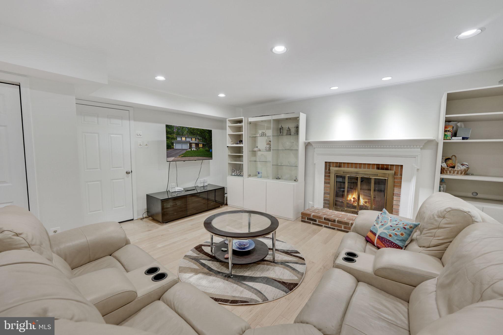 9906 Wood Astor Ct