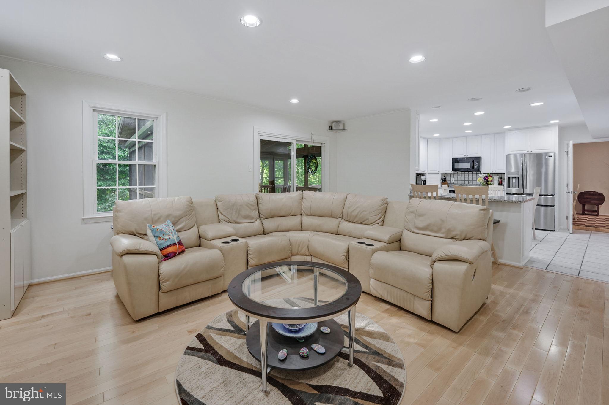 9906 Wood Astor Ct