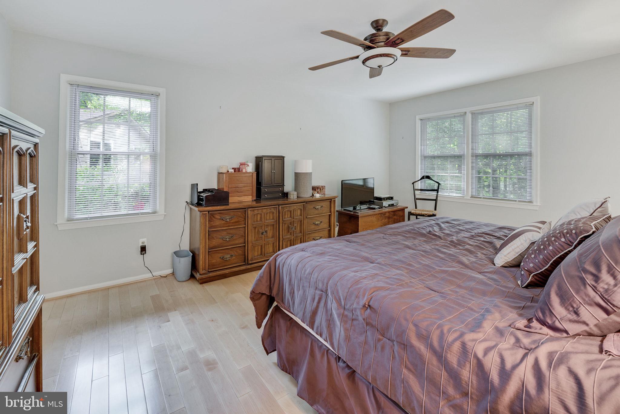 9906 Wood Astor Ct