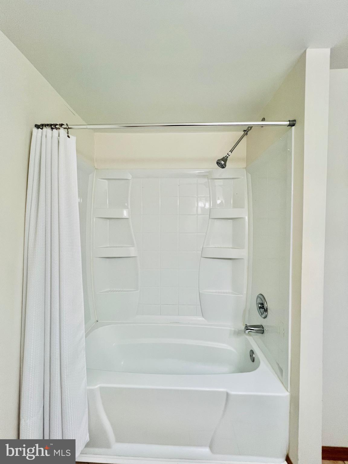 8174 Dark den Cir
