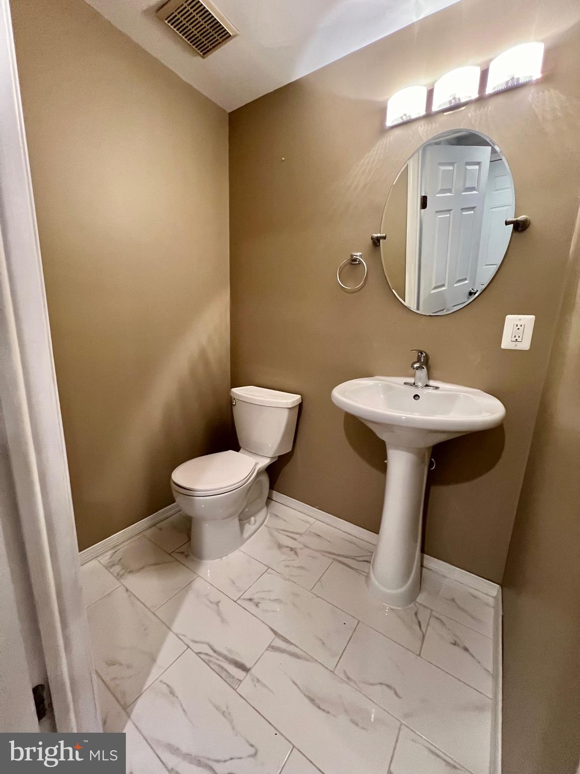 8174 Dark den Cir