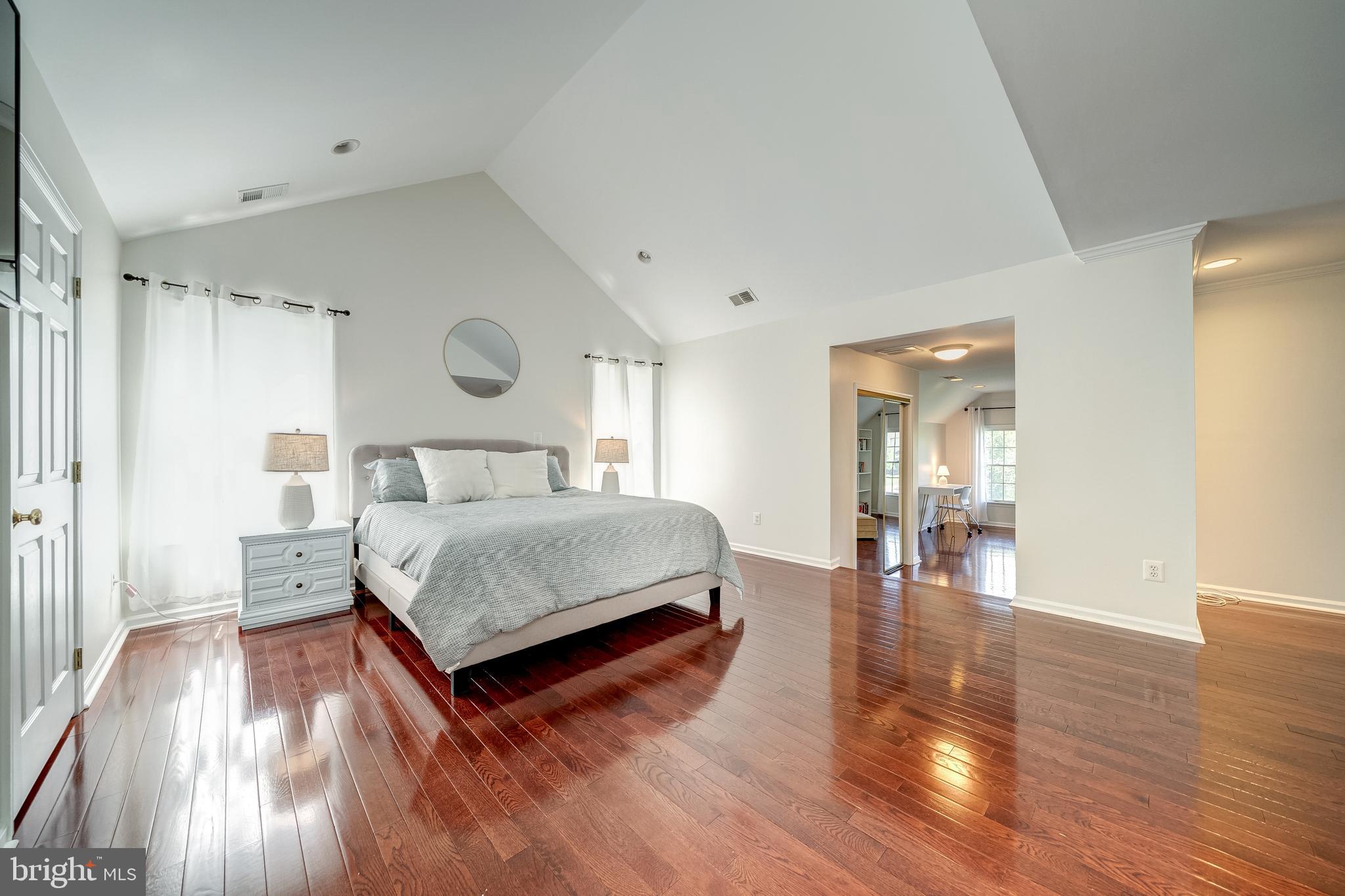 1309 STABLE FARM COURT