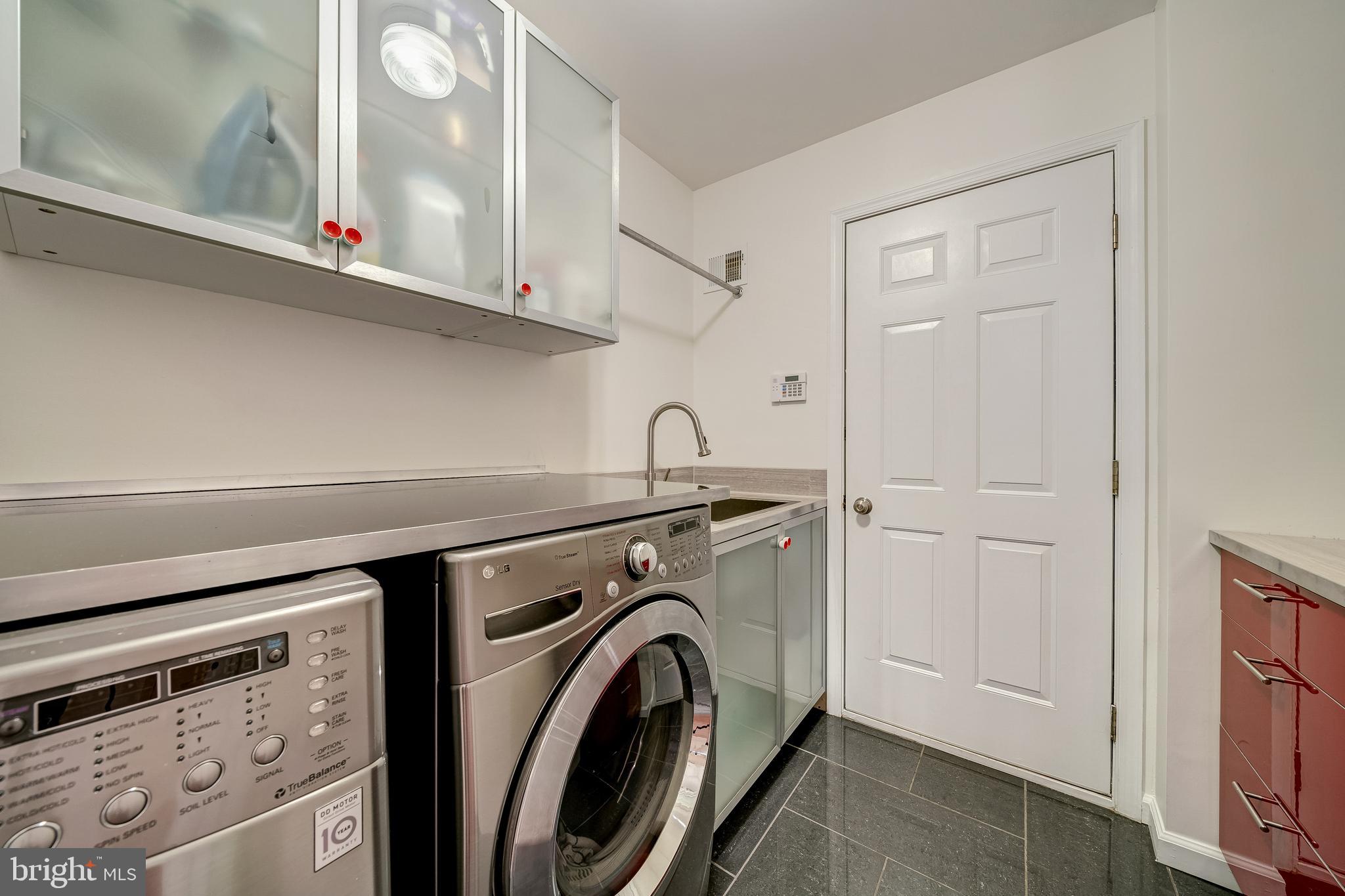 1309 STABLE FARM COURT