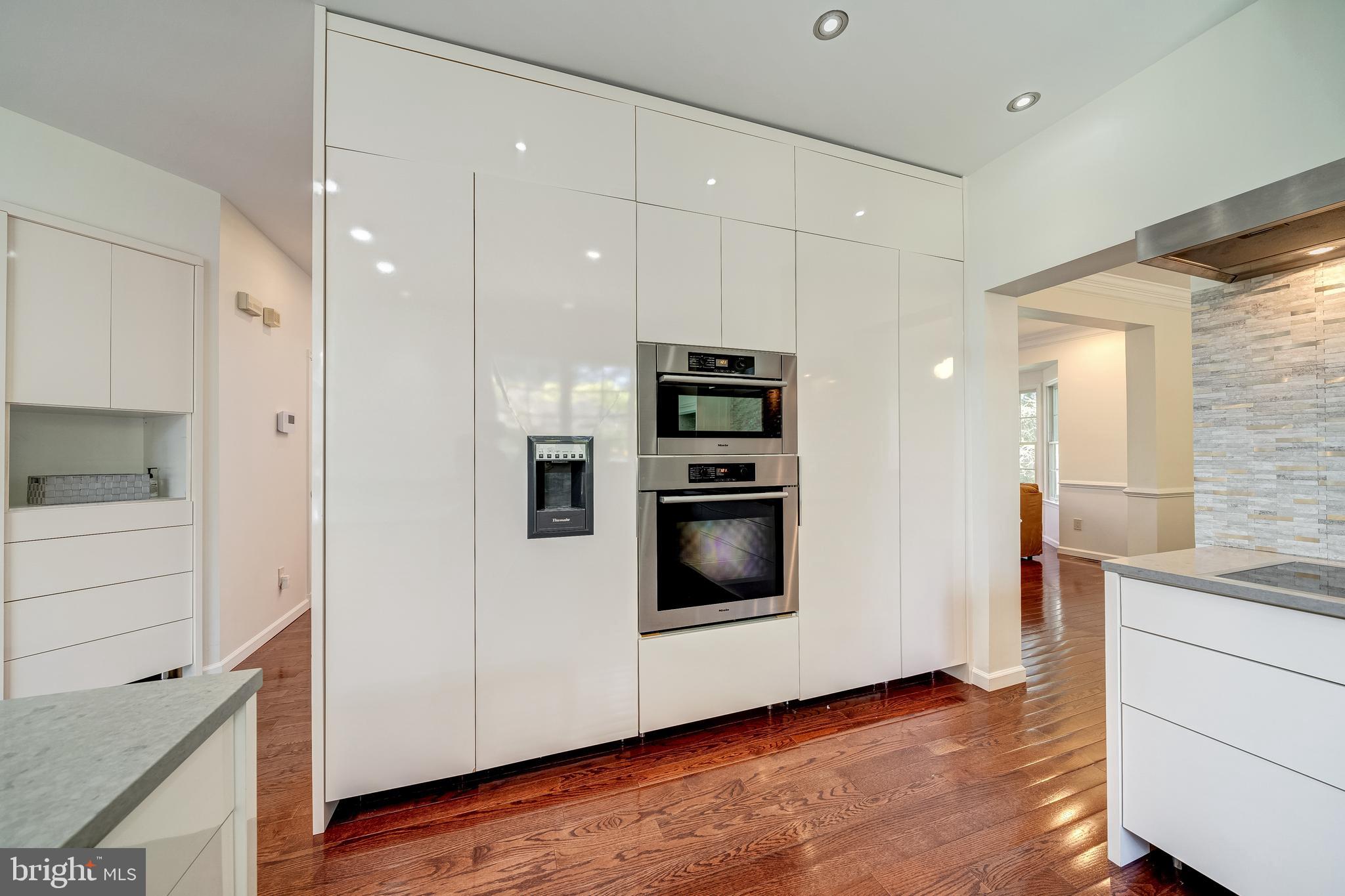 1309 STABLE FARM COURT