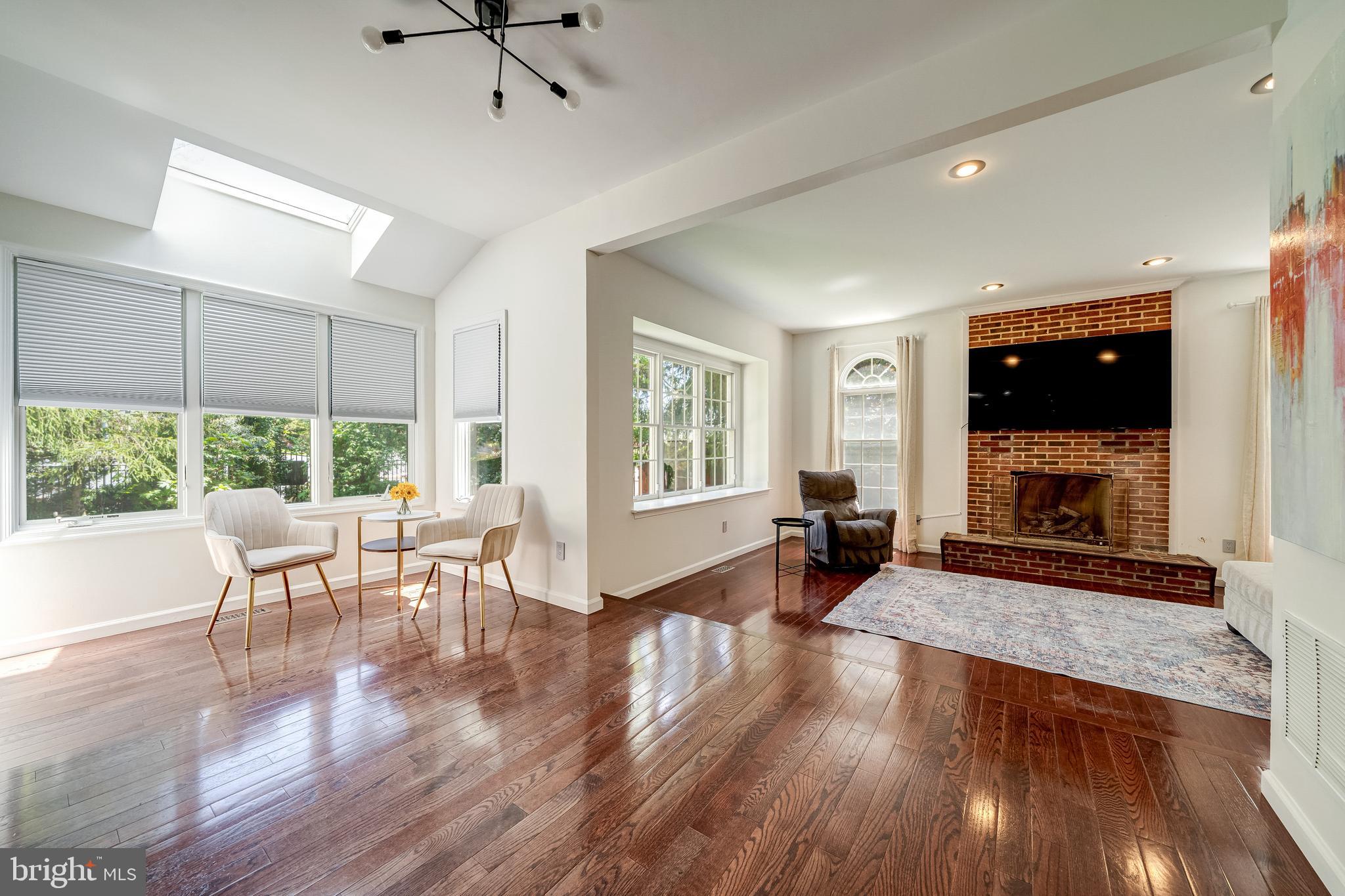 1309 STABLE FARM COURT