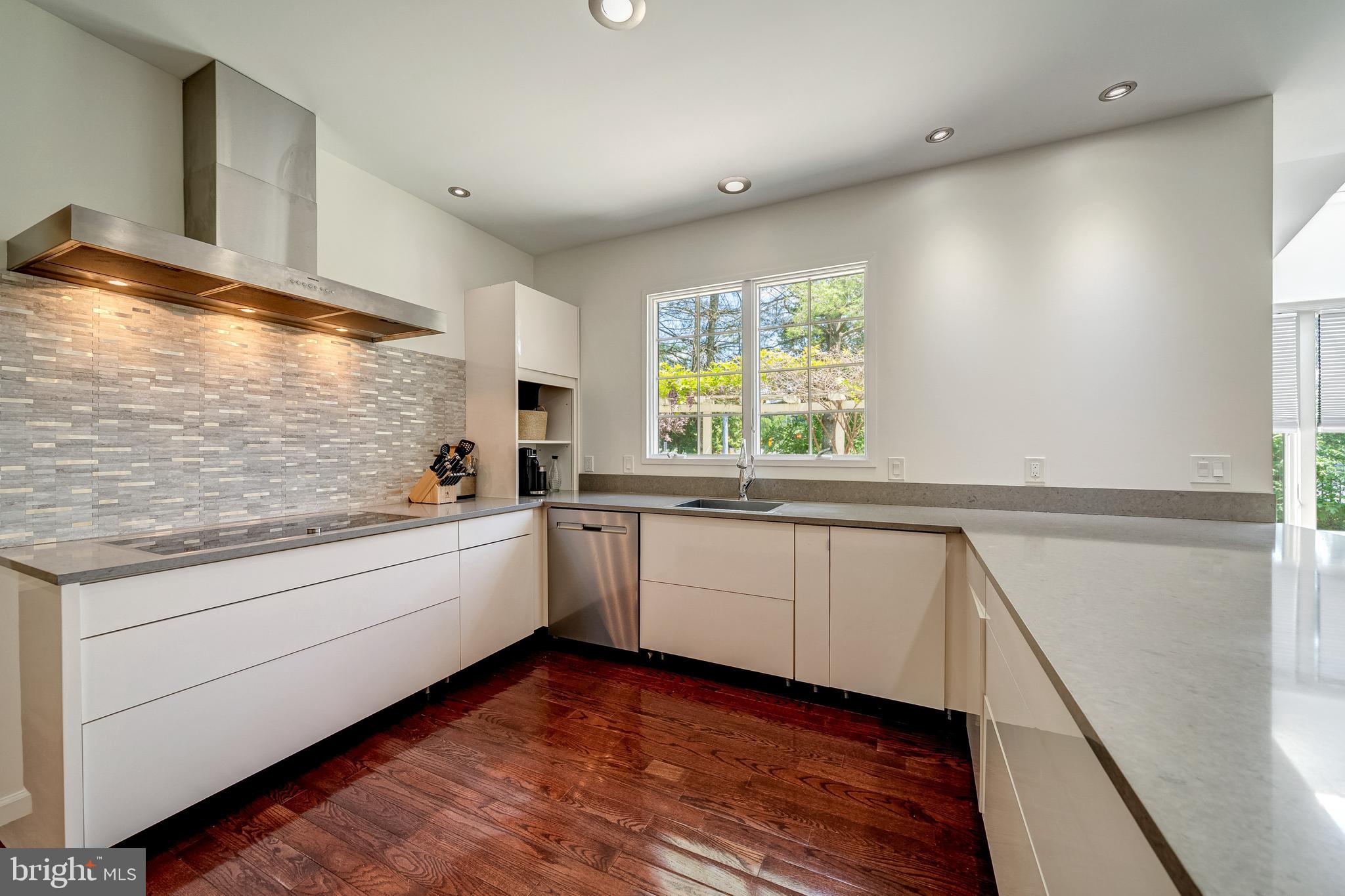 1309 STABLE FARM COURT