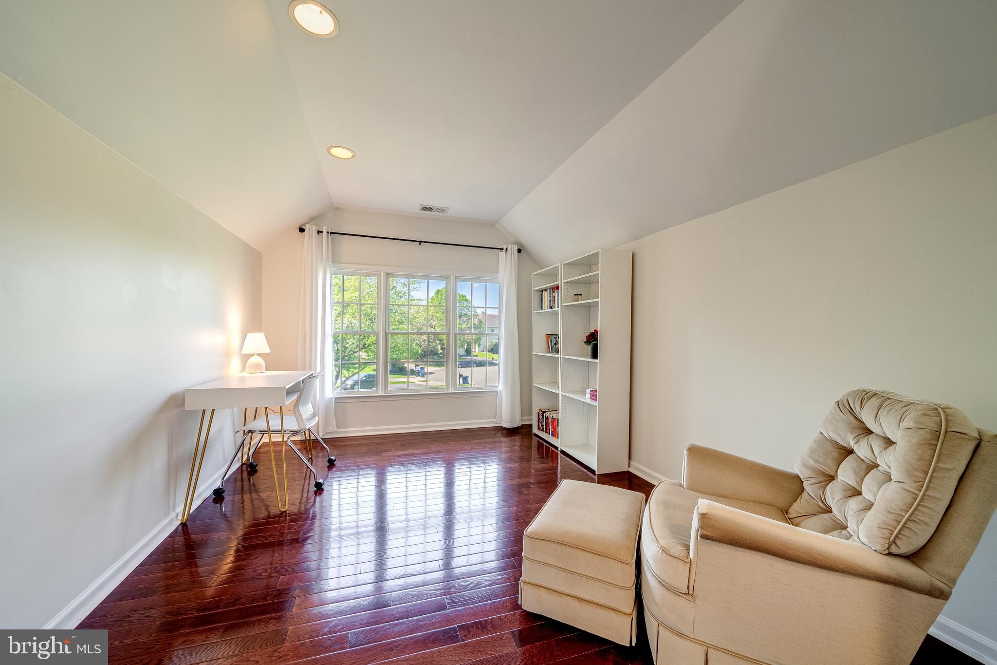 1309 STABLE FARM COURT