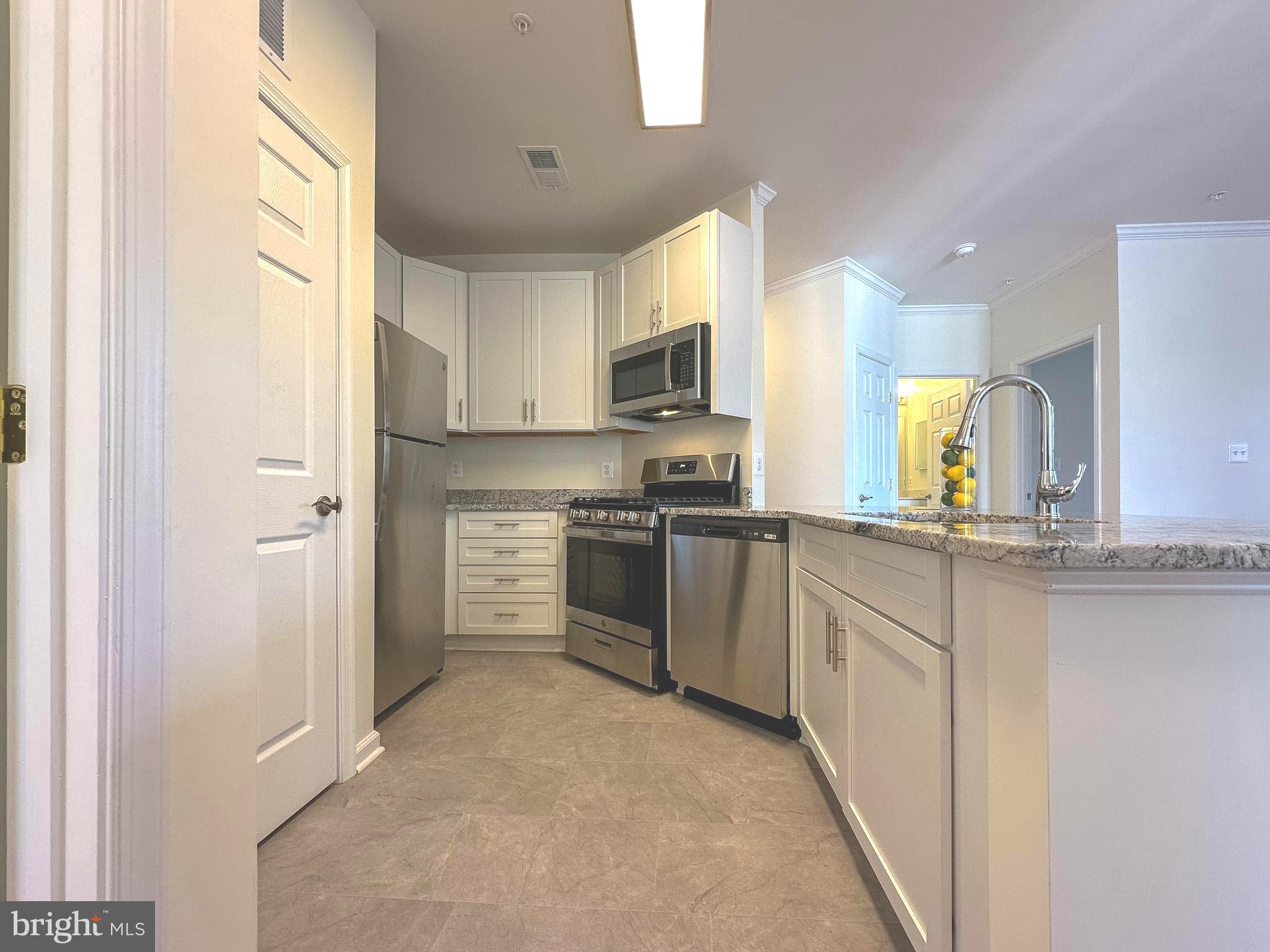 4210-P Mozart Brigade Ln #P