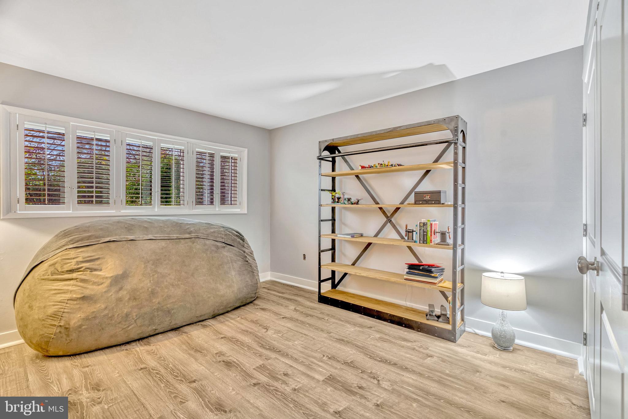 7847 ENOLA ST UNIT #7847