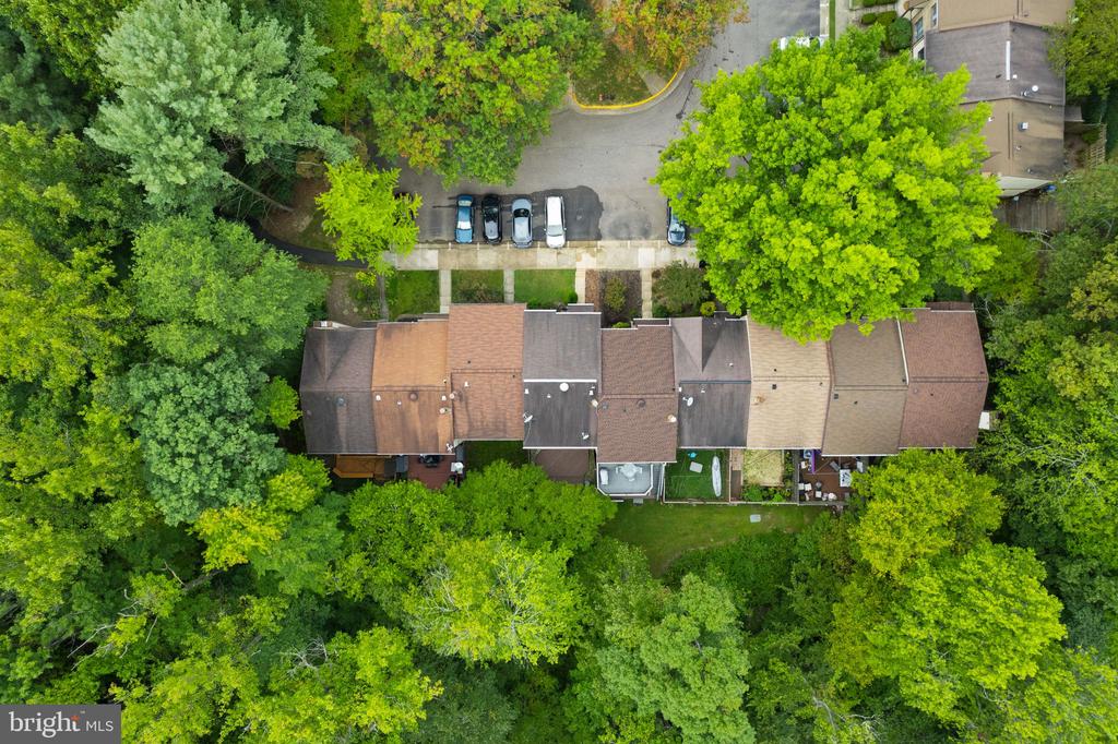 5833 Oak Ladder Ct