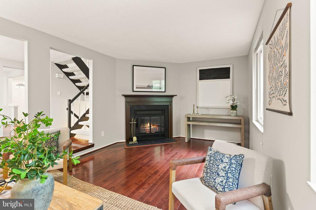 5833 Oak Ladder Ct