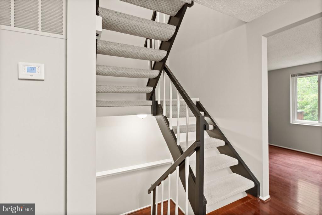 5833 Oak Ladder Ct