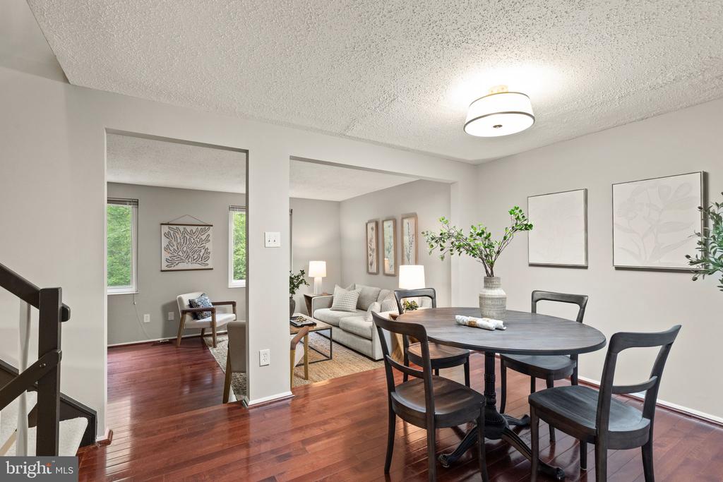 5833 Oak Ladder Ct