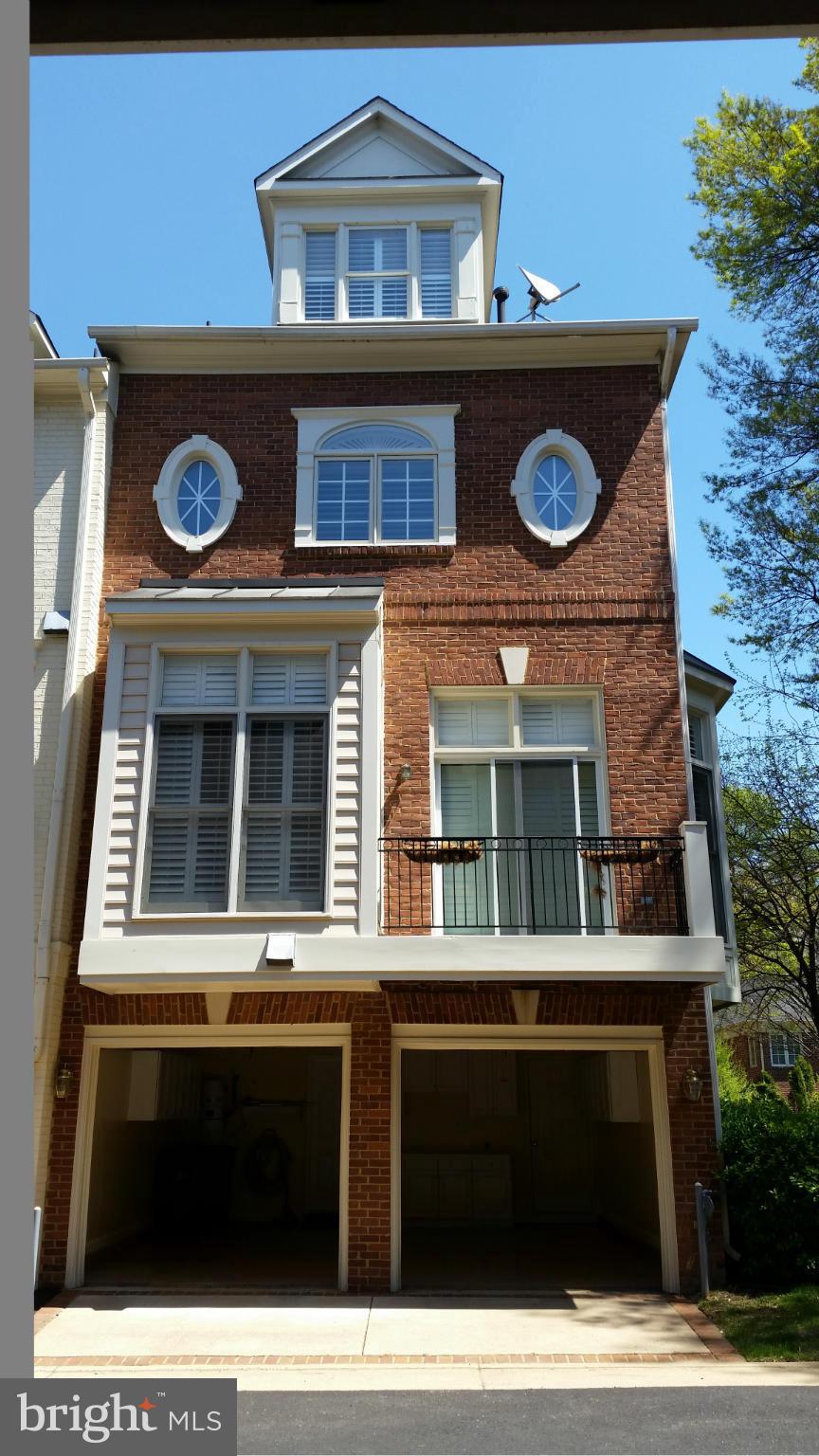 1632 Colonial Hills Dr