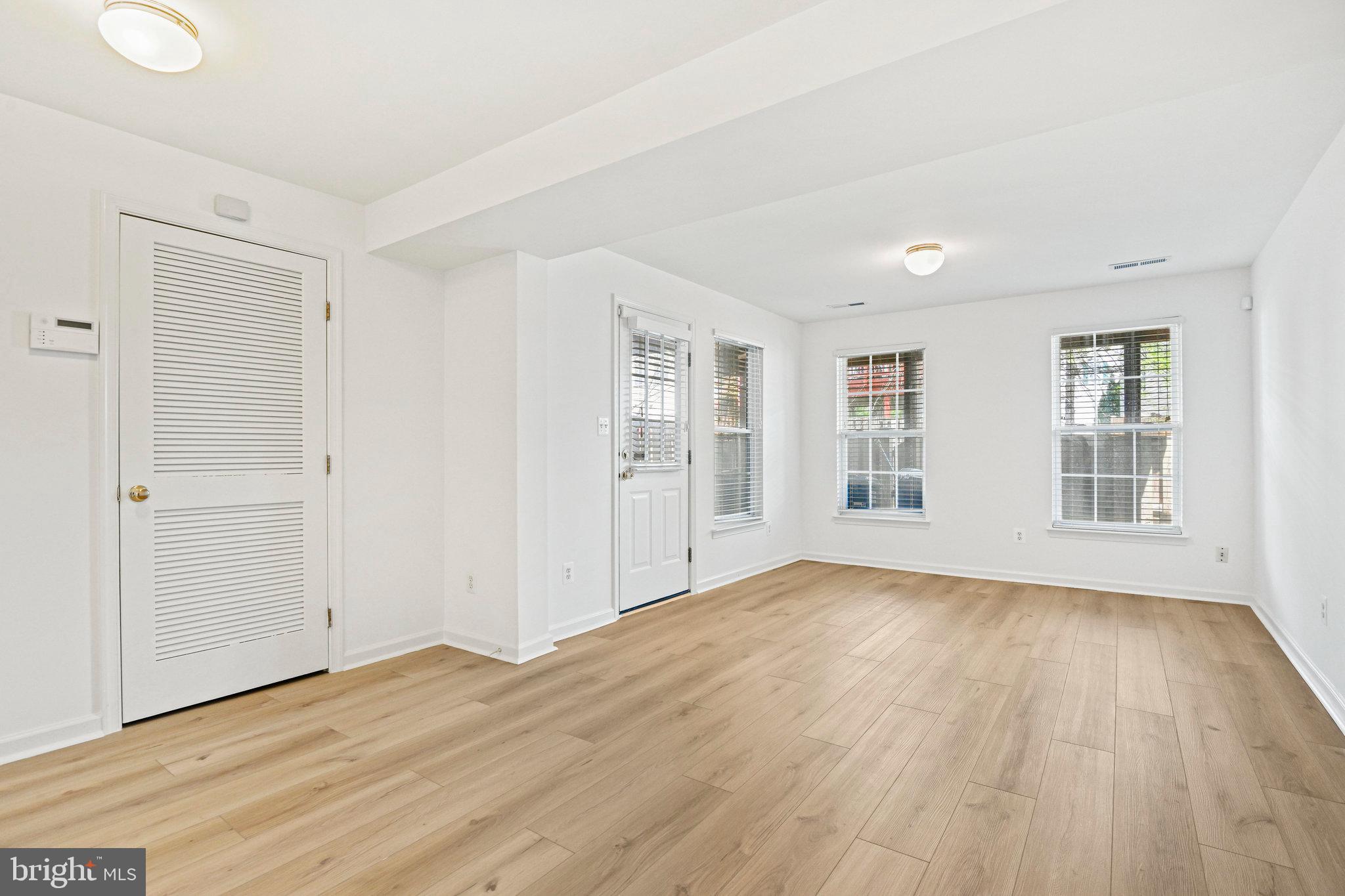 2567 Chase Wellesley Dr