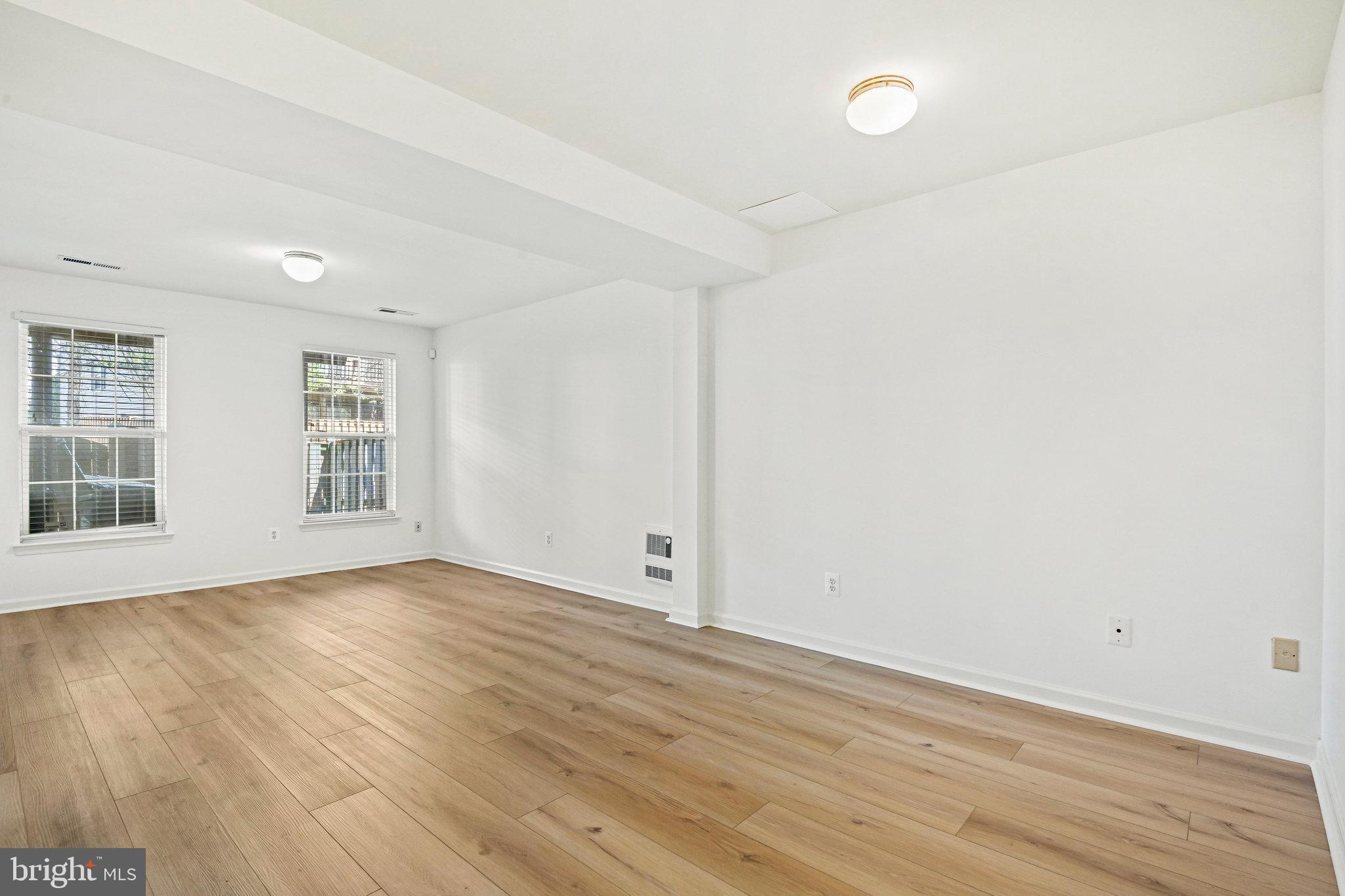 2567 Chase Wellesley Dr