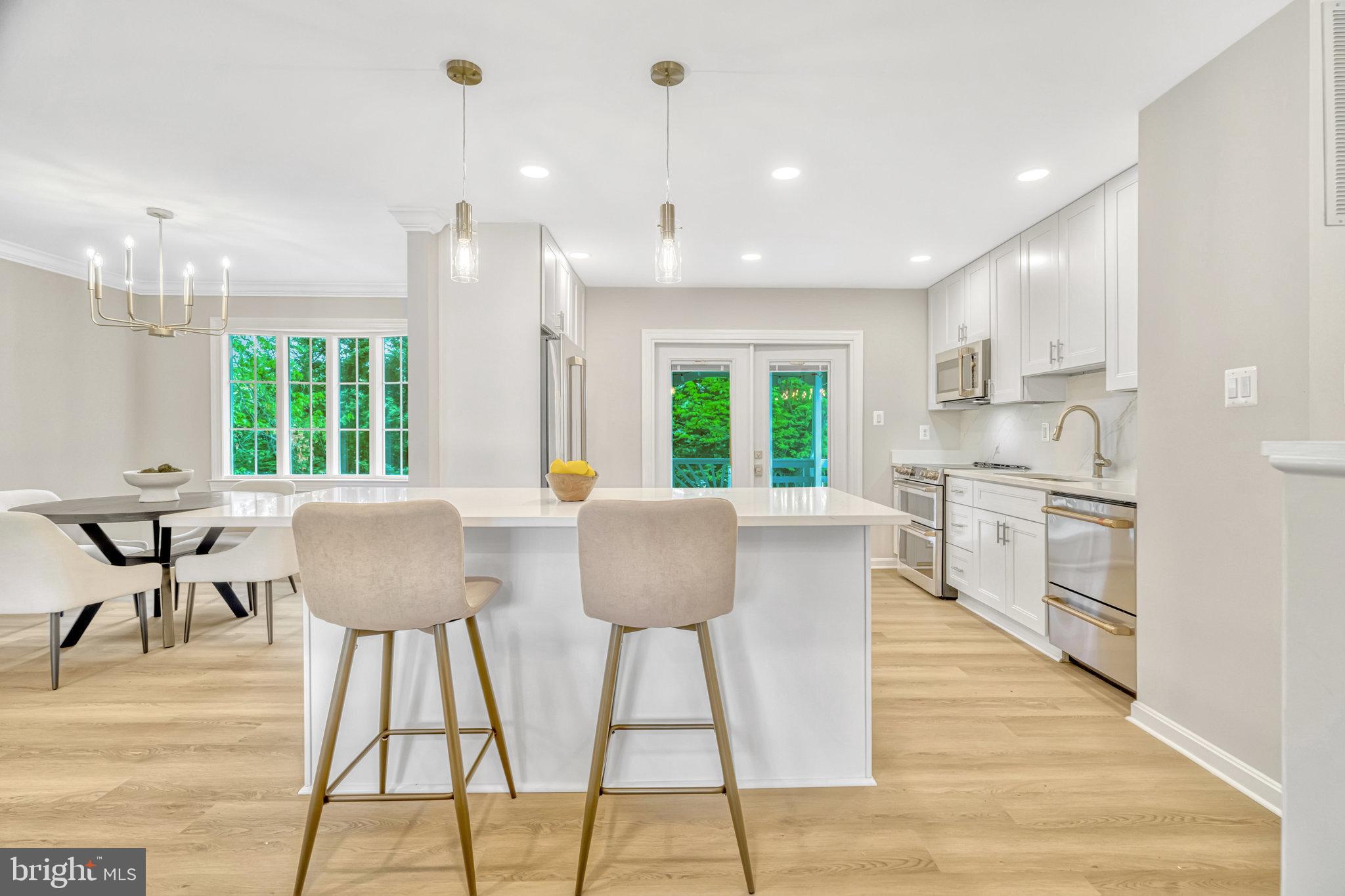 9100 Rural Plains Pl