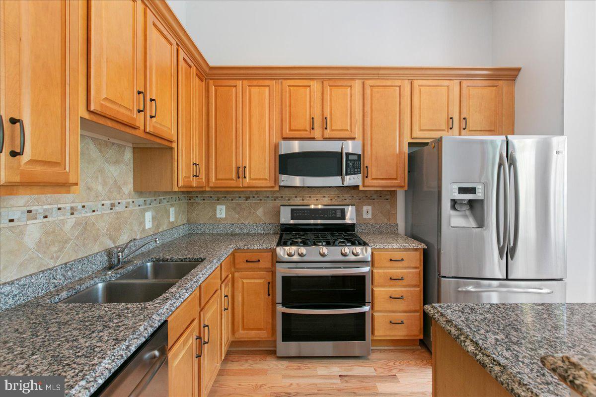 6003 MILL COVE CT