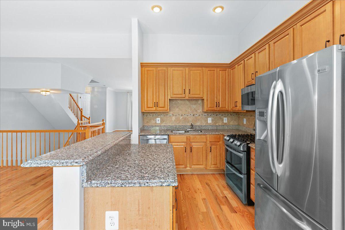 6003 MILL COVE CT