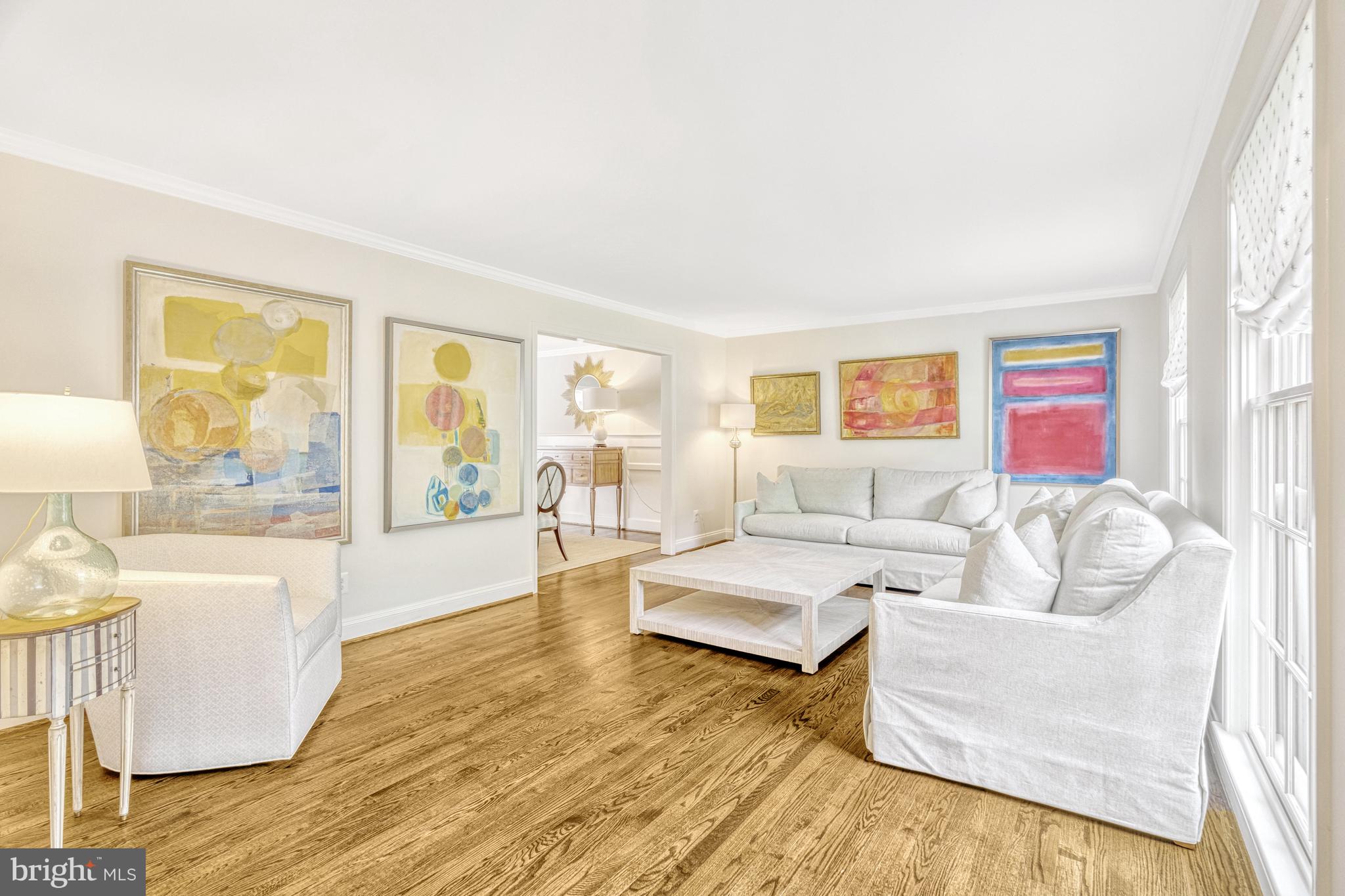 1575 Forest Villa Ln