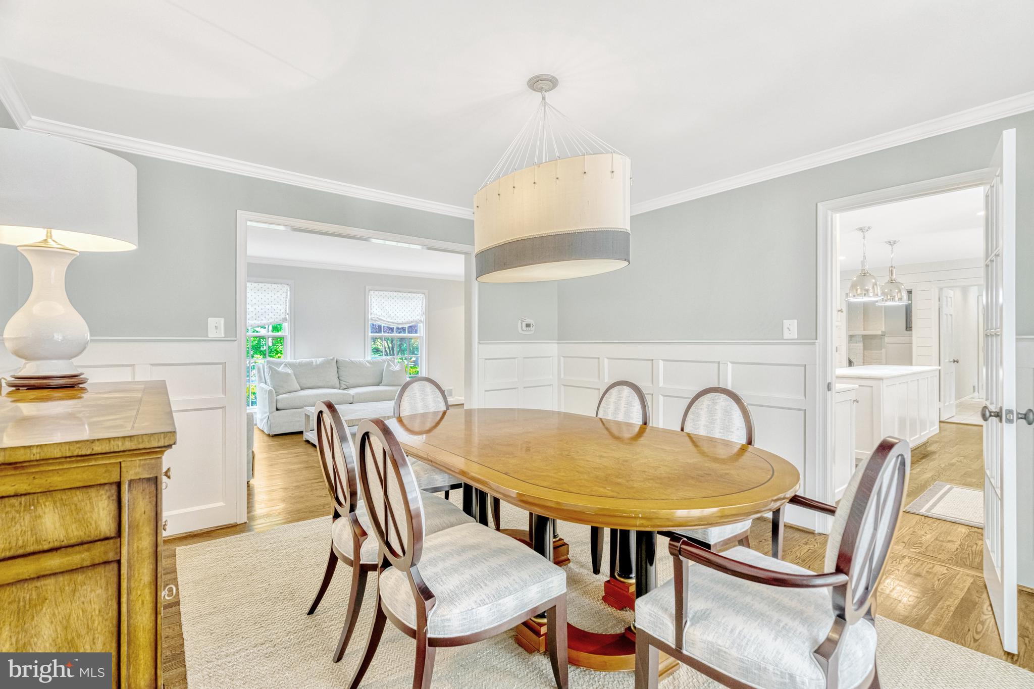 1575 Forest Villa Ln