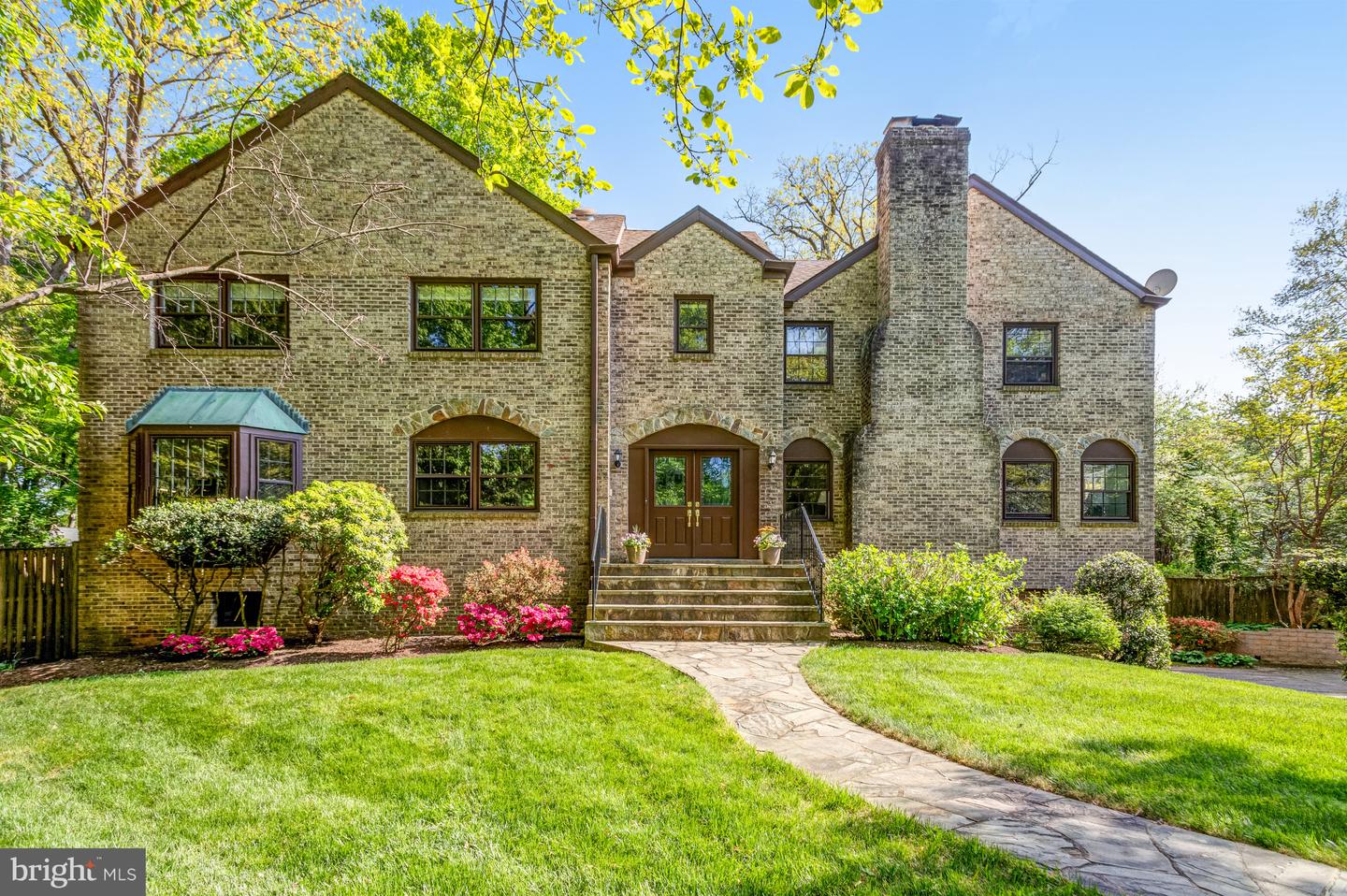 1458 Highwood Dr