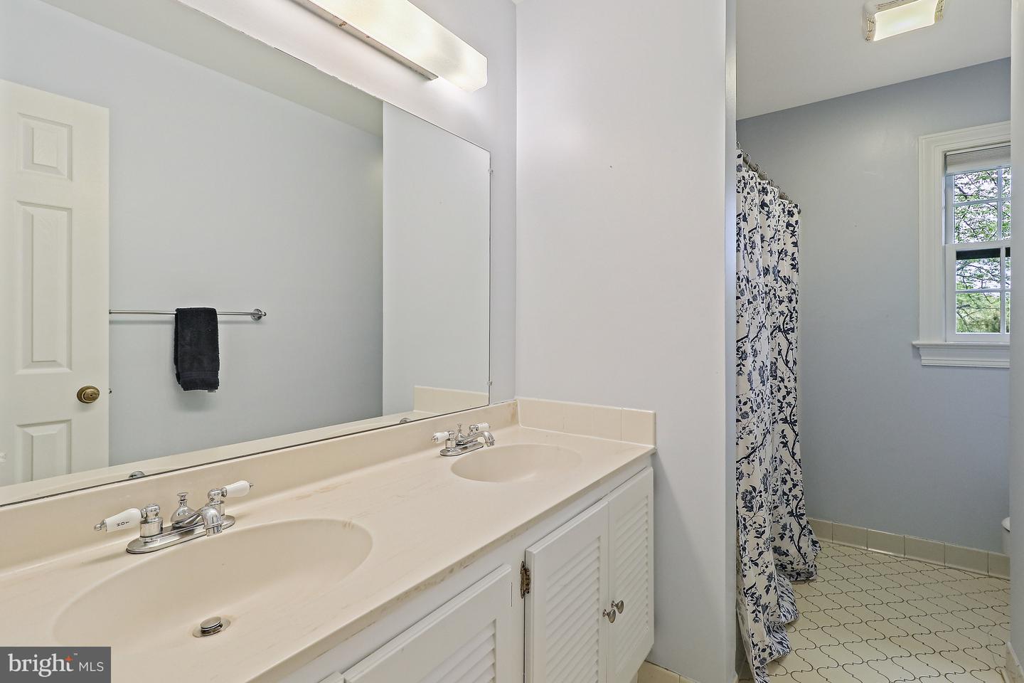 1458 Highwood Dr