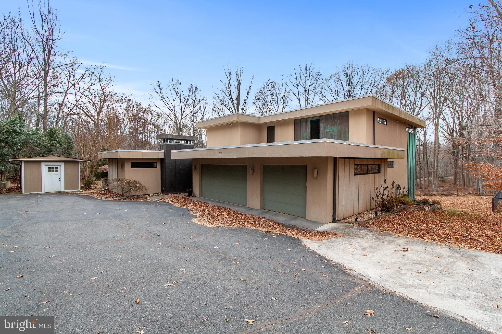 11521 FAIRFAX STATION RD