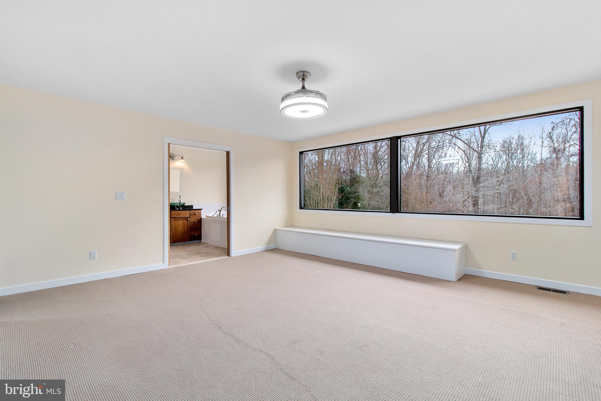 11521 FAIRFAX STATION RD