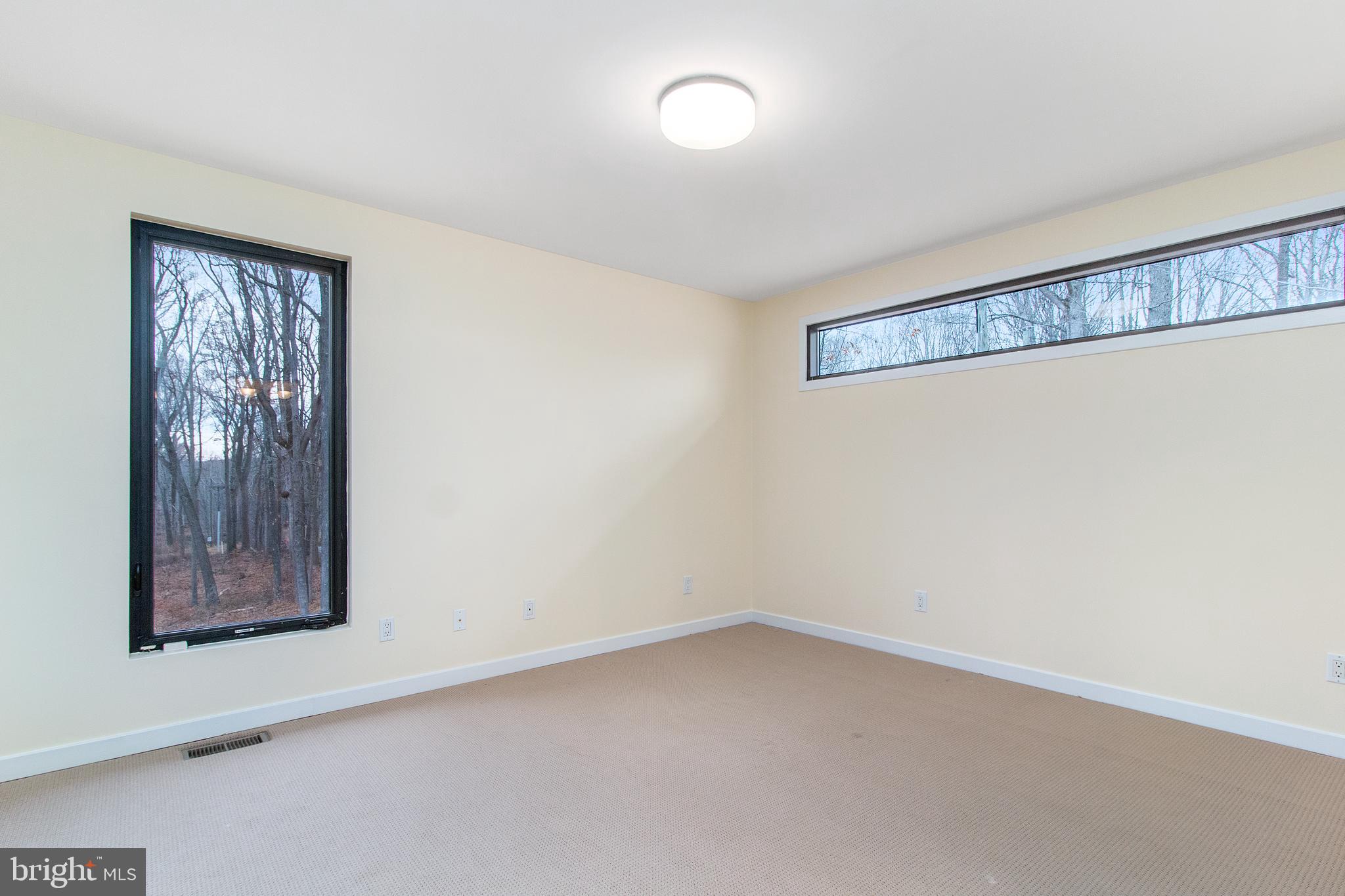 11521 FAIRFAX STATION RD