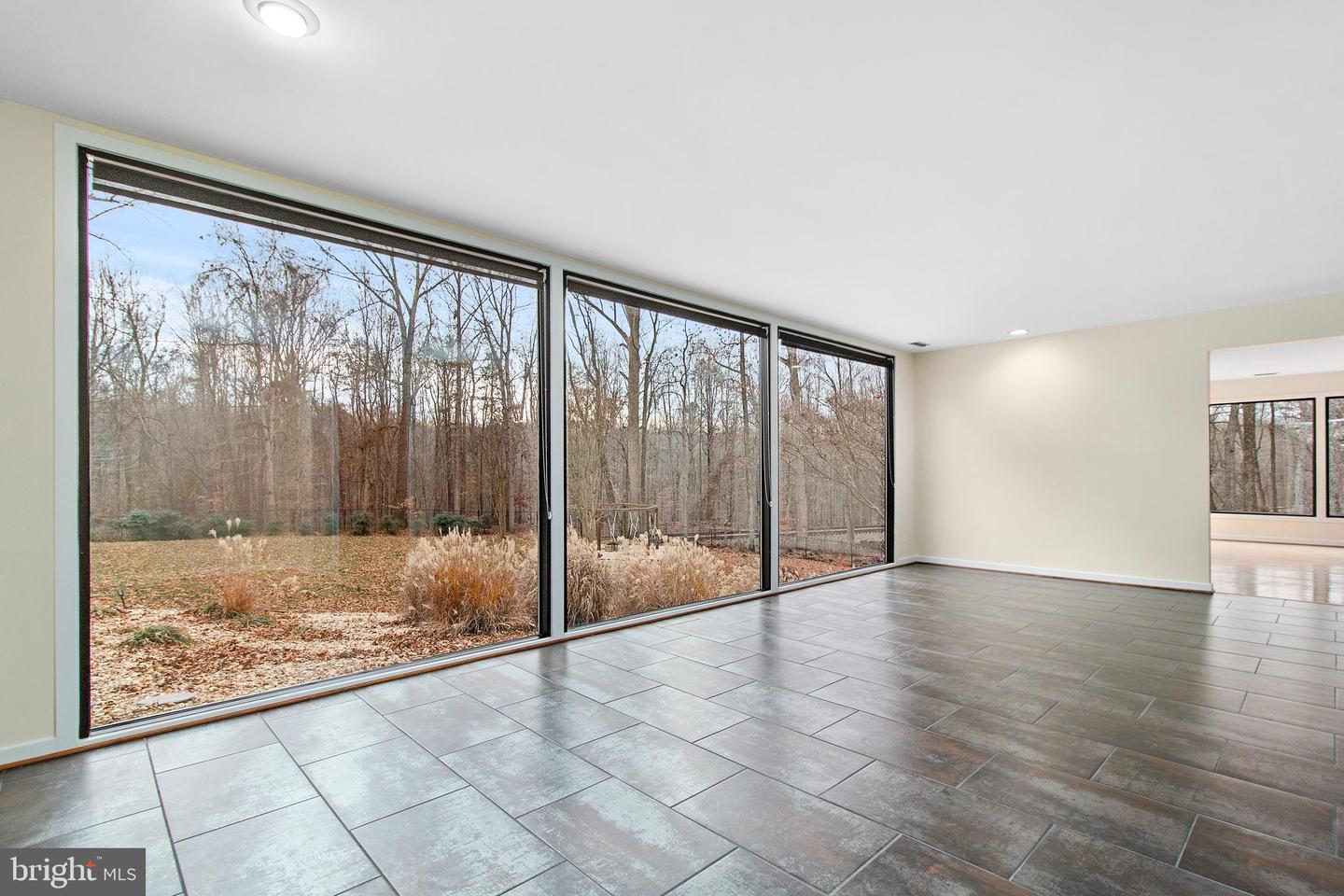 11521 FAIRFAX STATION RD