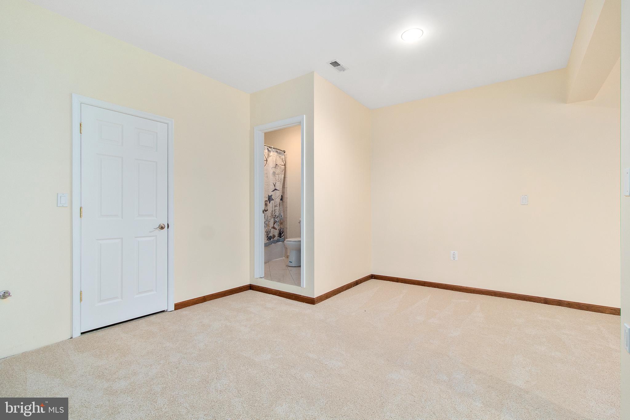 11521 FAIRFAX STATION RD