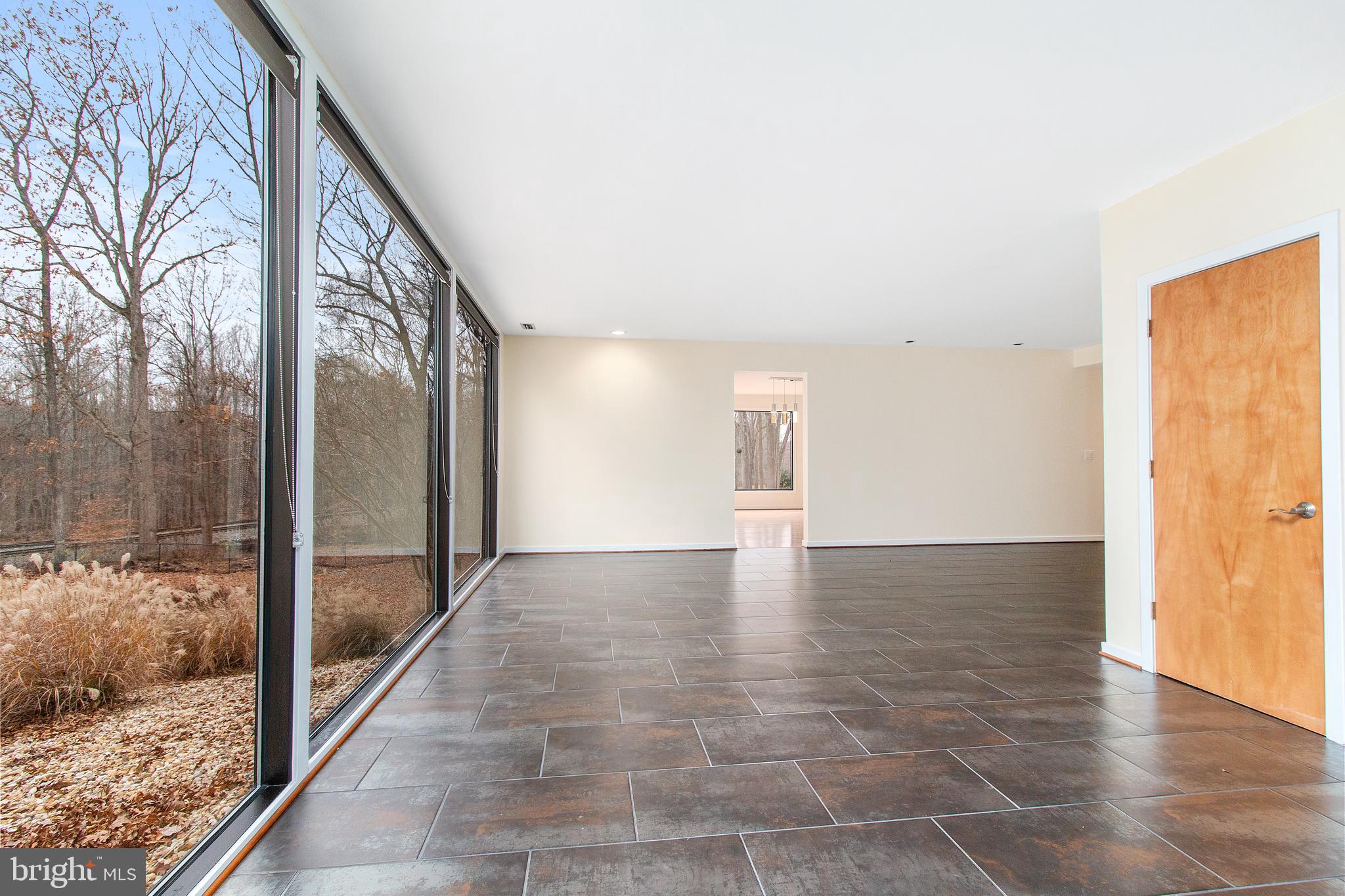 11521 FAIRFAX STATION RD