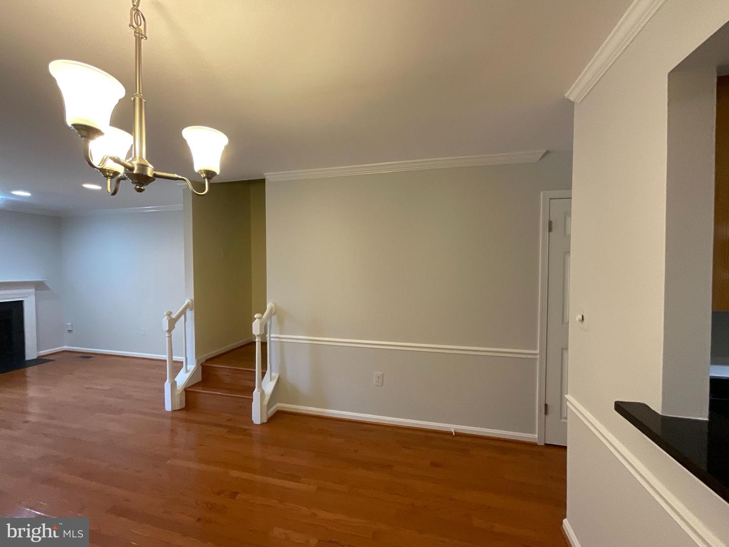2123 HUTCHISON GROVE CT