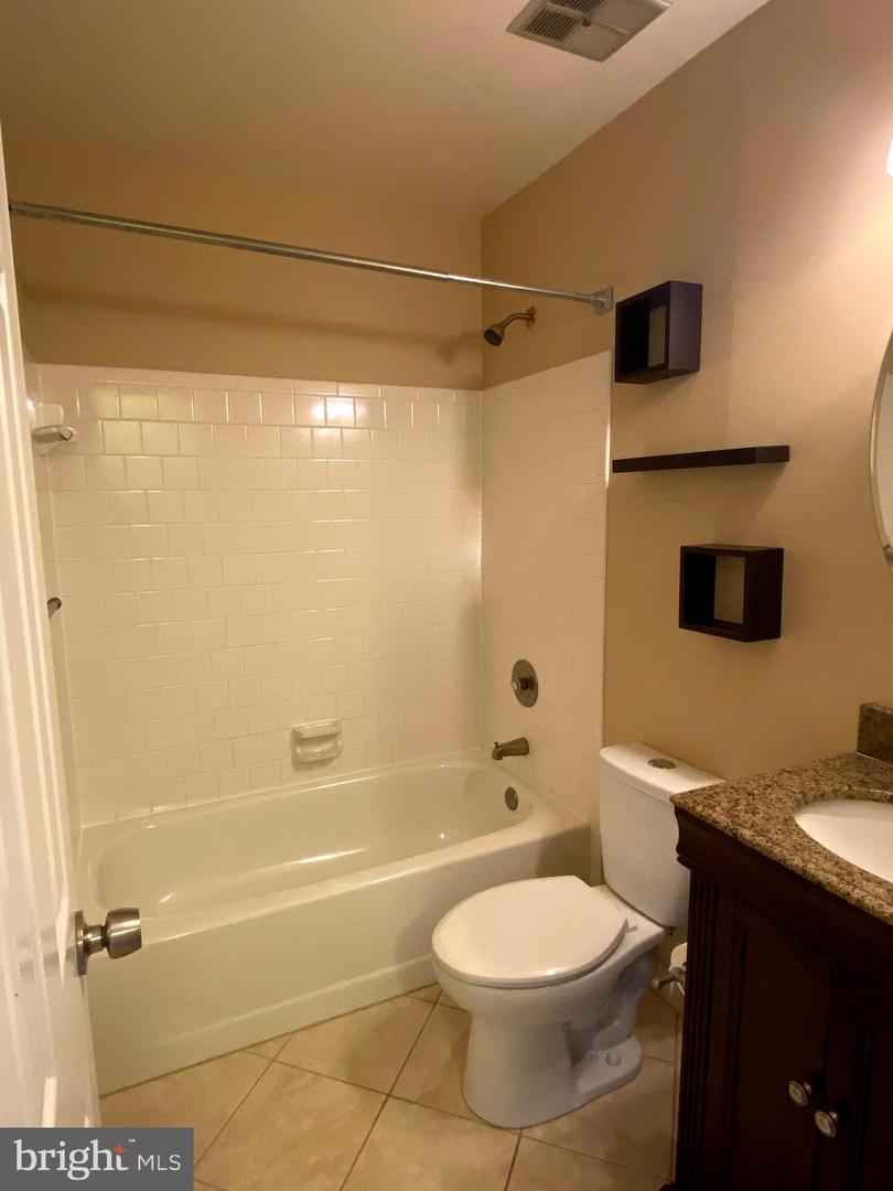 2123 HUTCHISON GROVE CT
