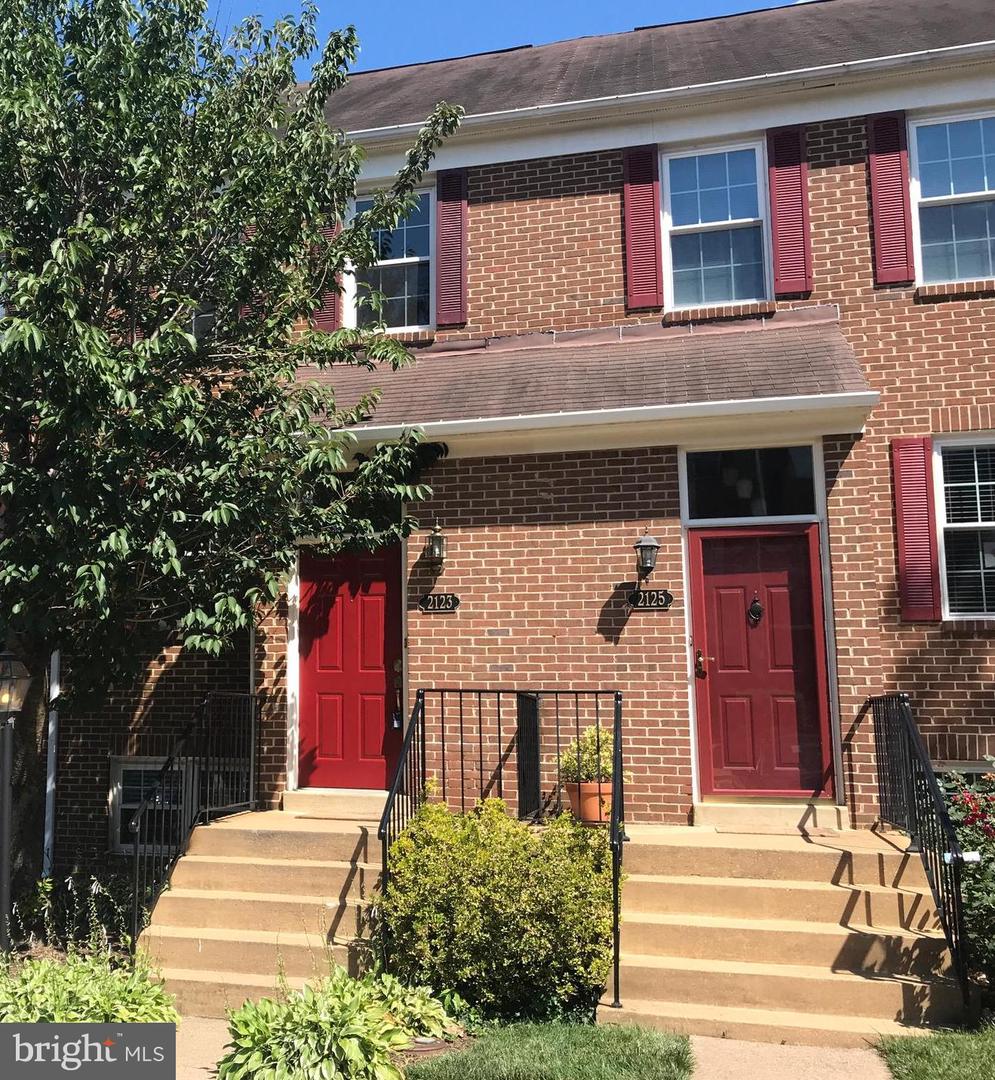 2123 HUTCHISON GROVE CT