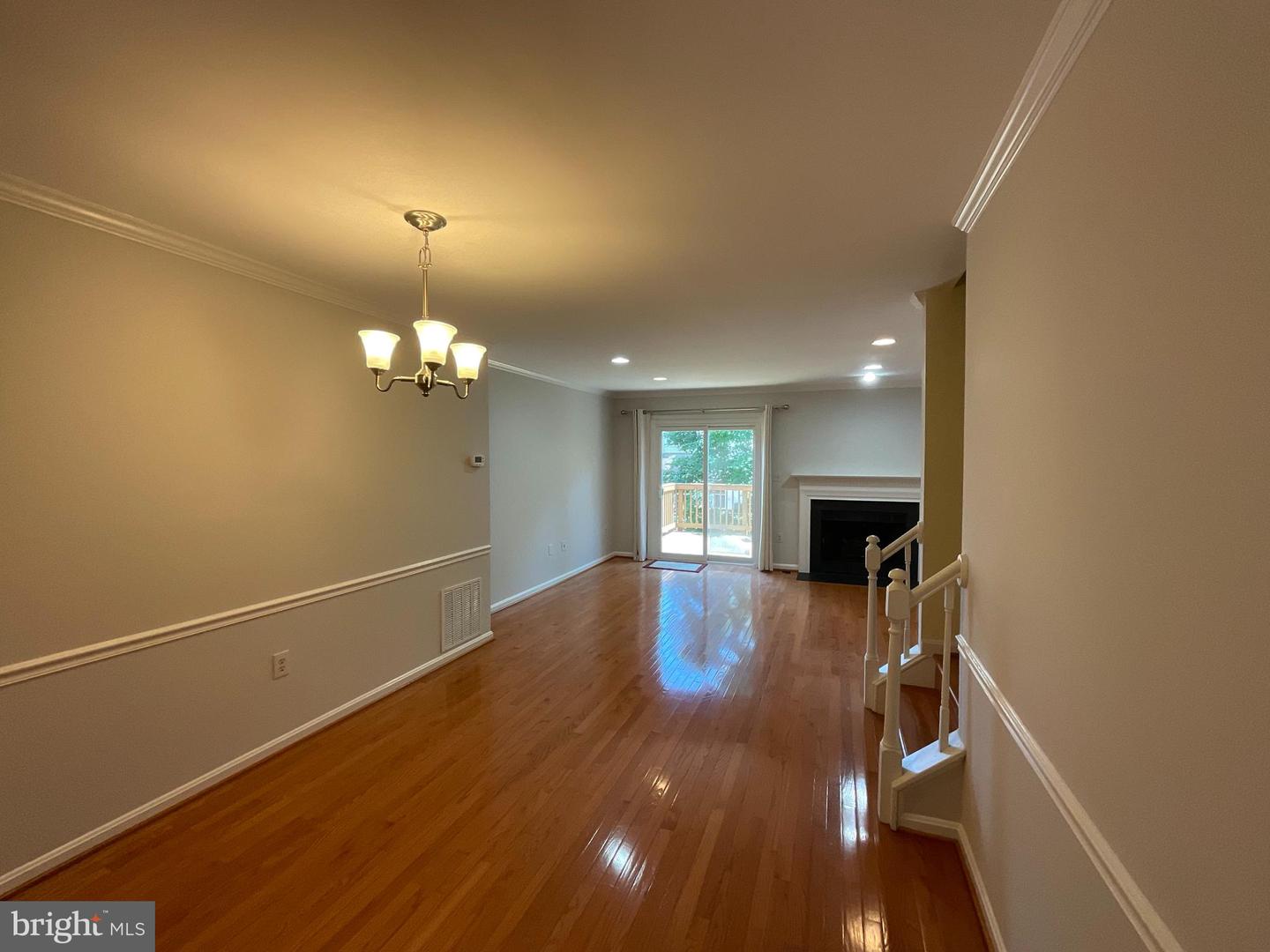 2123 HUTCHISON GROVE CT