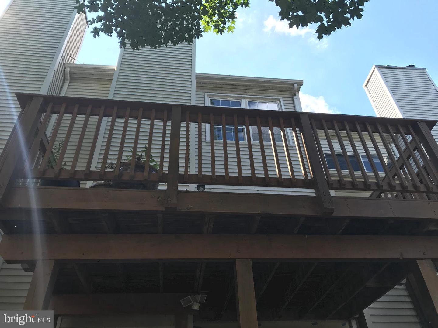 2123 HUTCHISON GROVE CT
