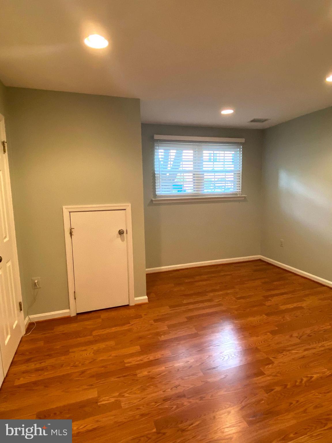 2123 HUTCHISON GROVE CT