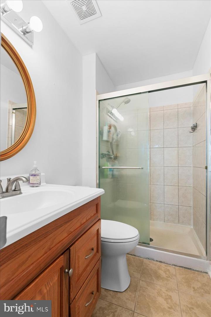 6307 Fenestra Ct #138b
