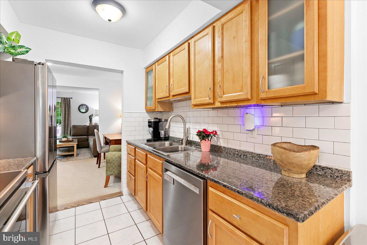 6307 Fenestra Ct #138b