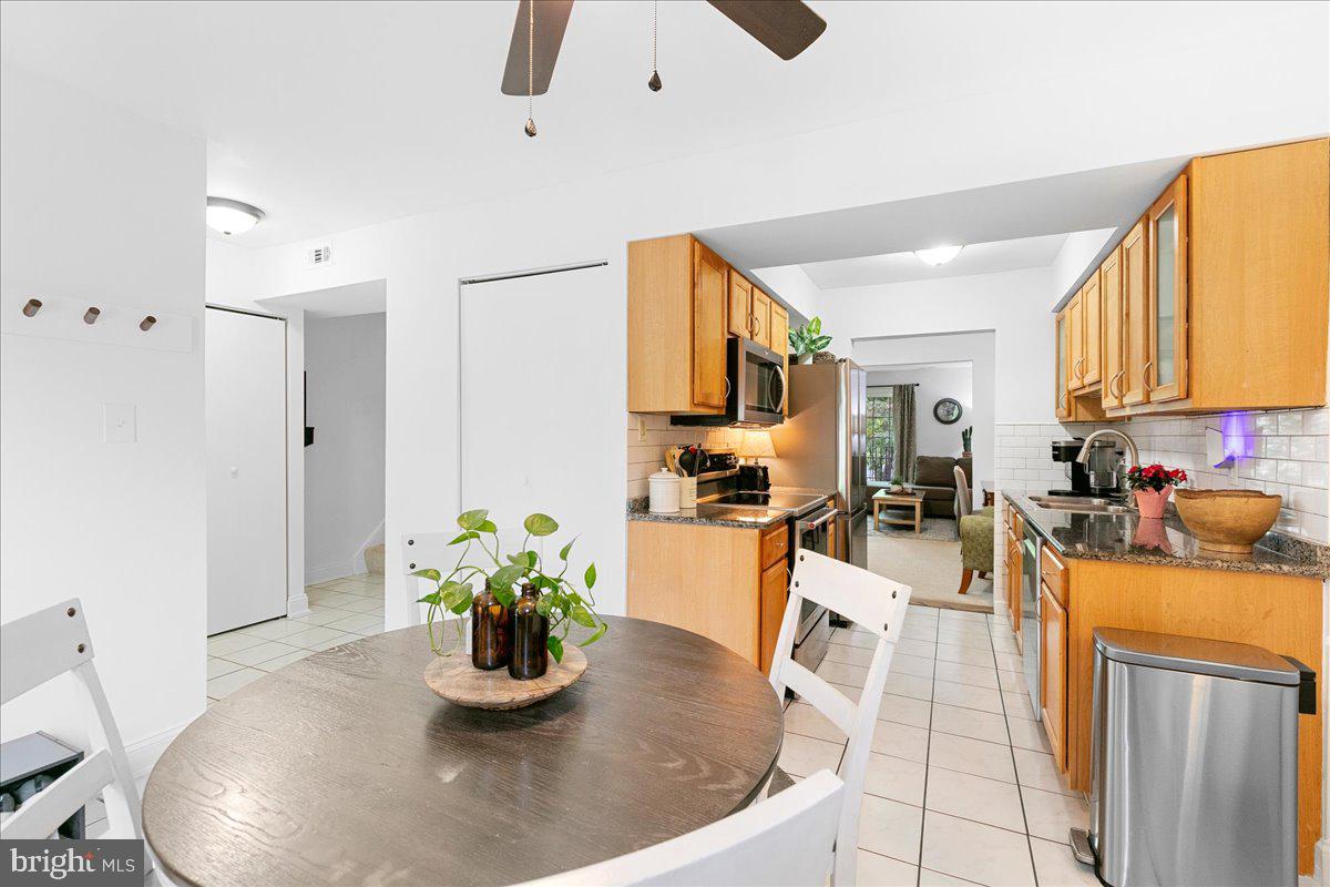 6307 Fenestra Ct #138b